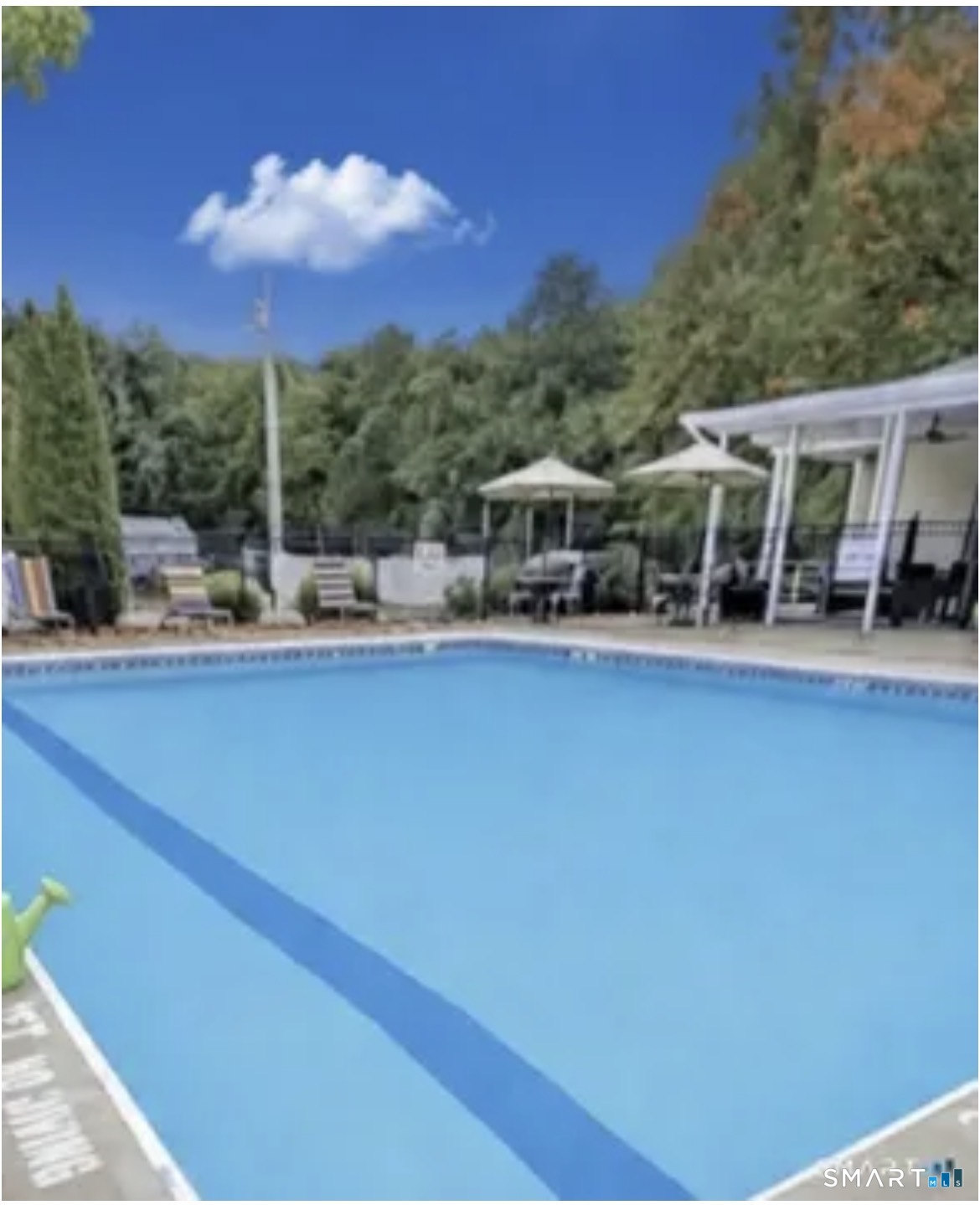 8 Stonewall Drive photo 37