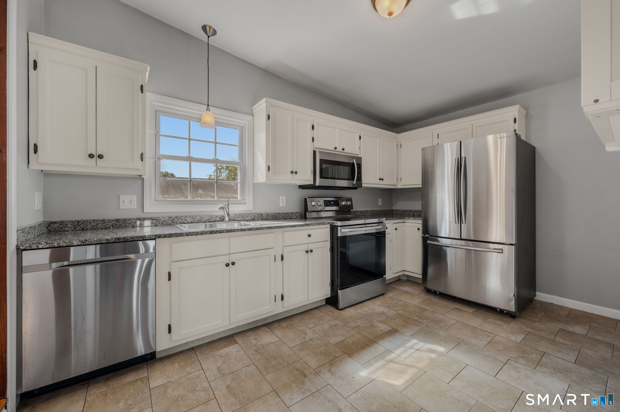 74 Clark Lane photo 17