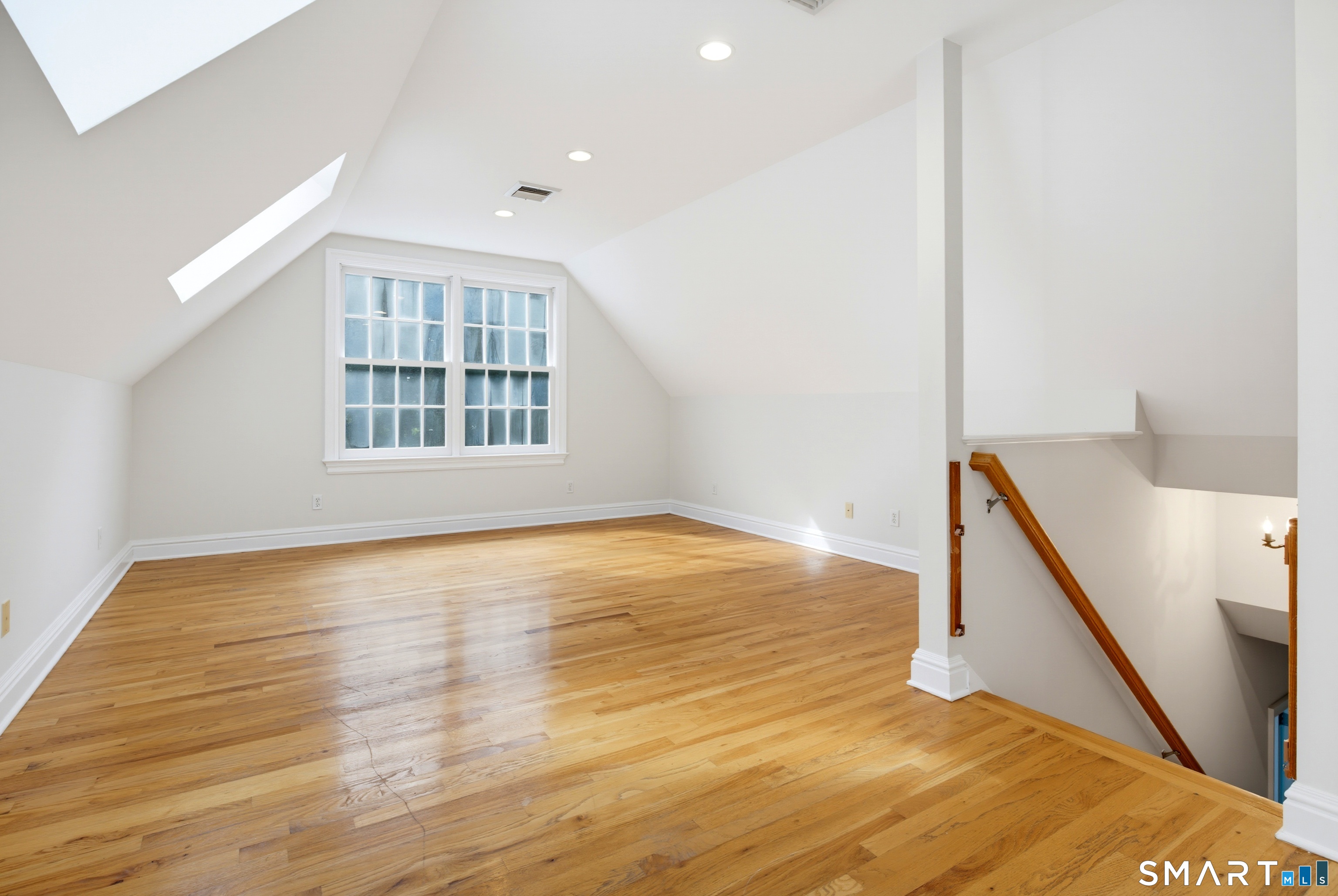 24 Langner Lane photo 31