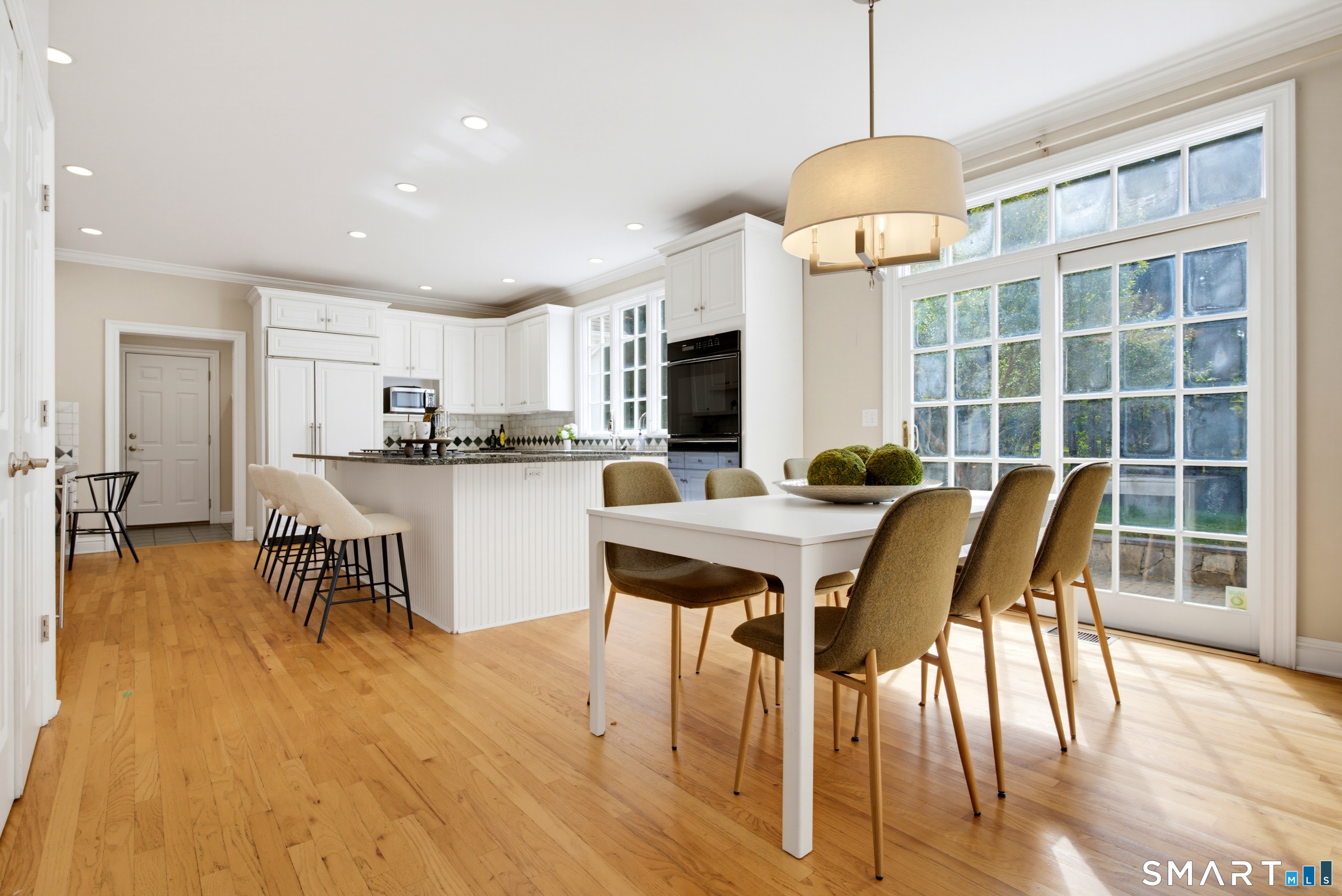 24 Langner Lane photo 9