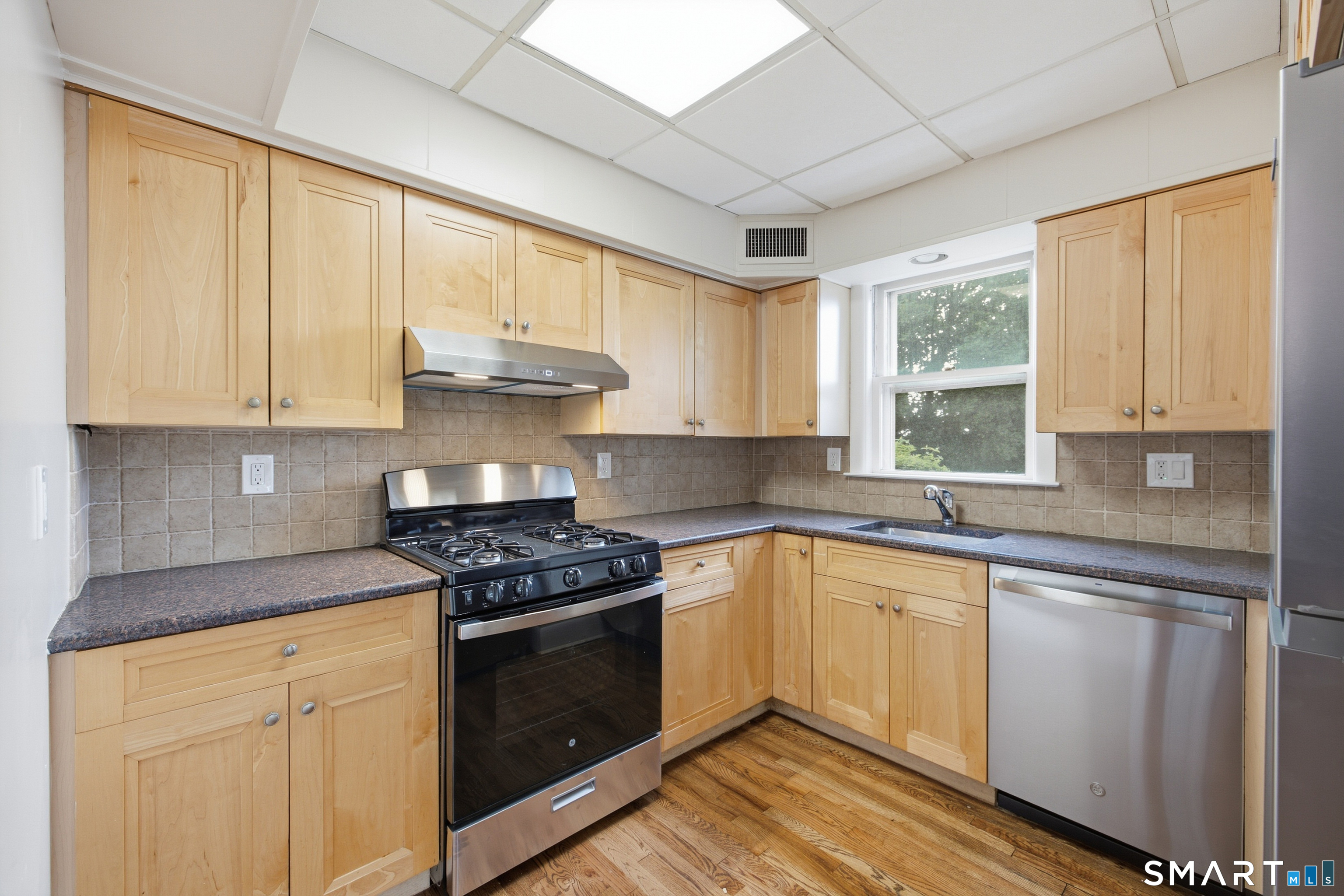 217 Ocean Drive West photo 8