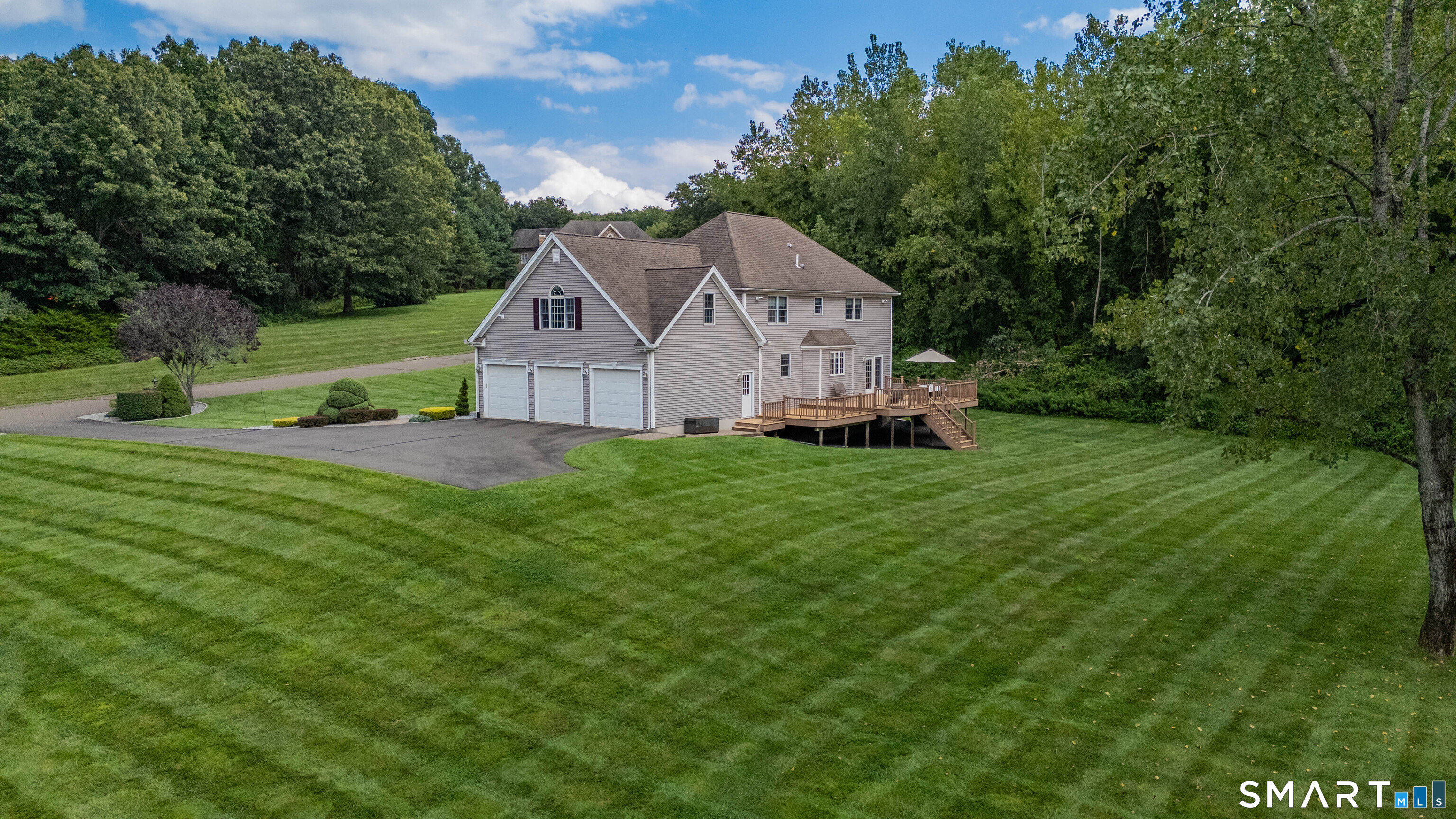 120 Linden Drive photo 39