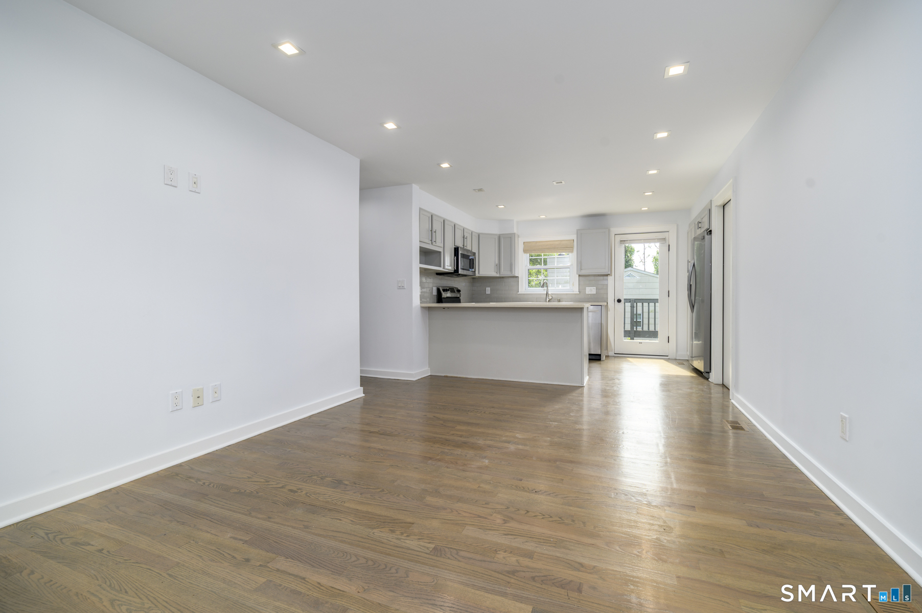 34 Pine Hill Avenue Unit #1st floor photo 6