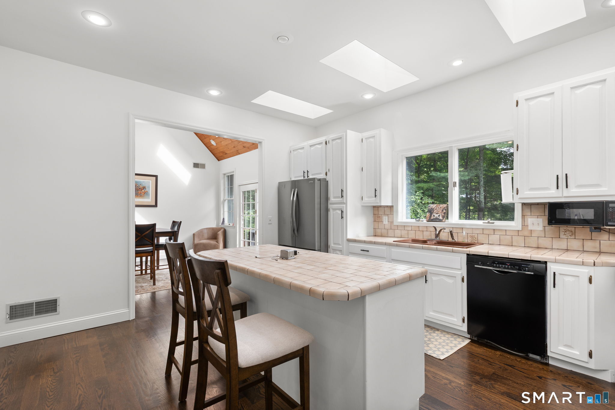 17 Curtis Drive photo 6