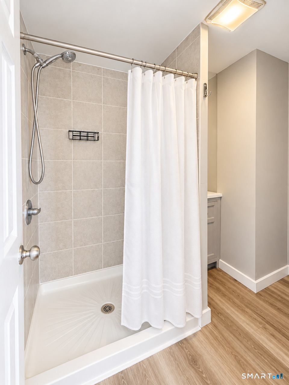 86 Gold Street photo 12