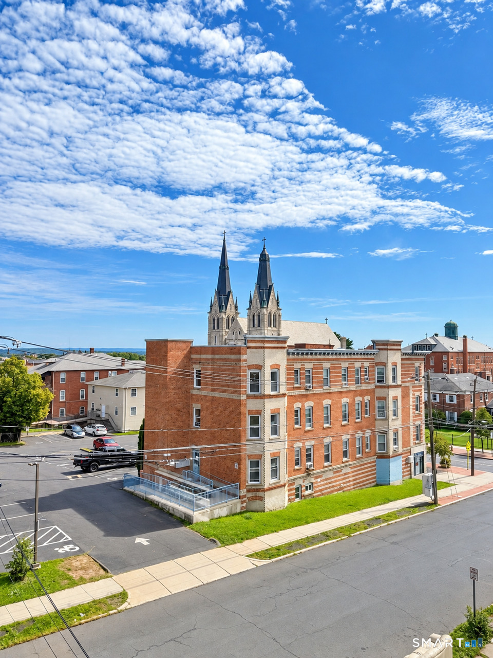 86 Gold Street photo 4