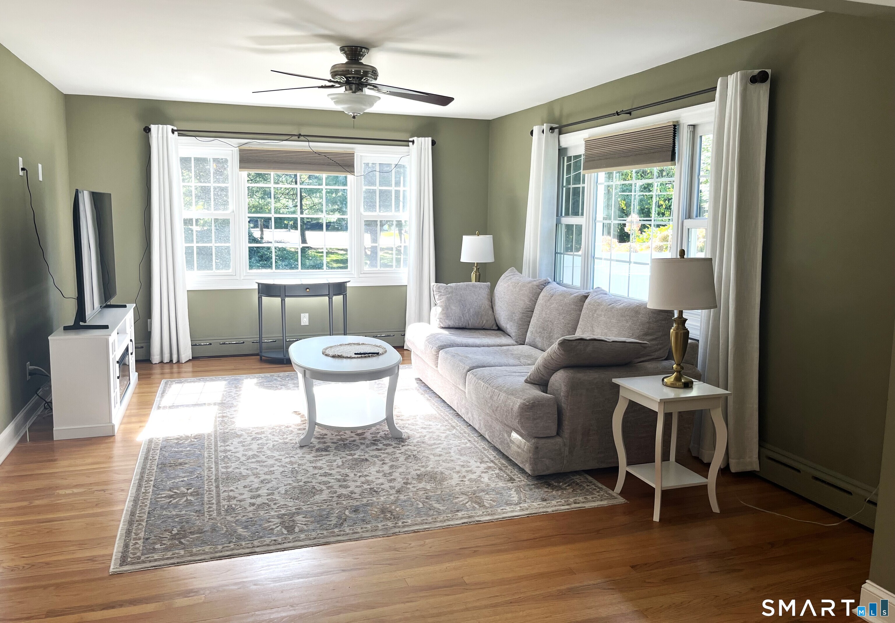 93 William Street photo 5