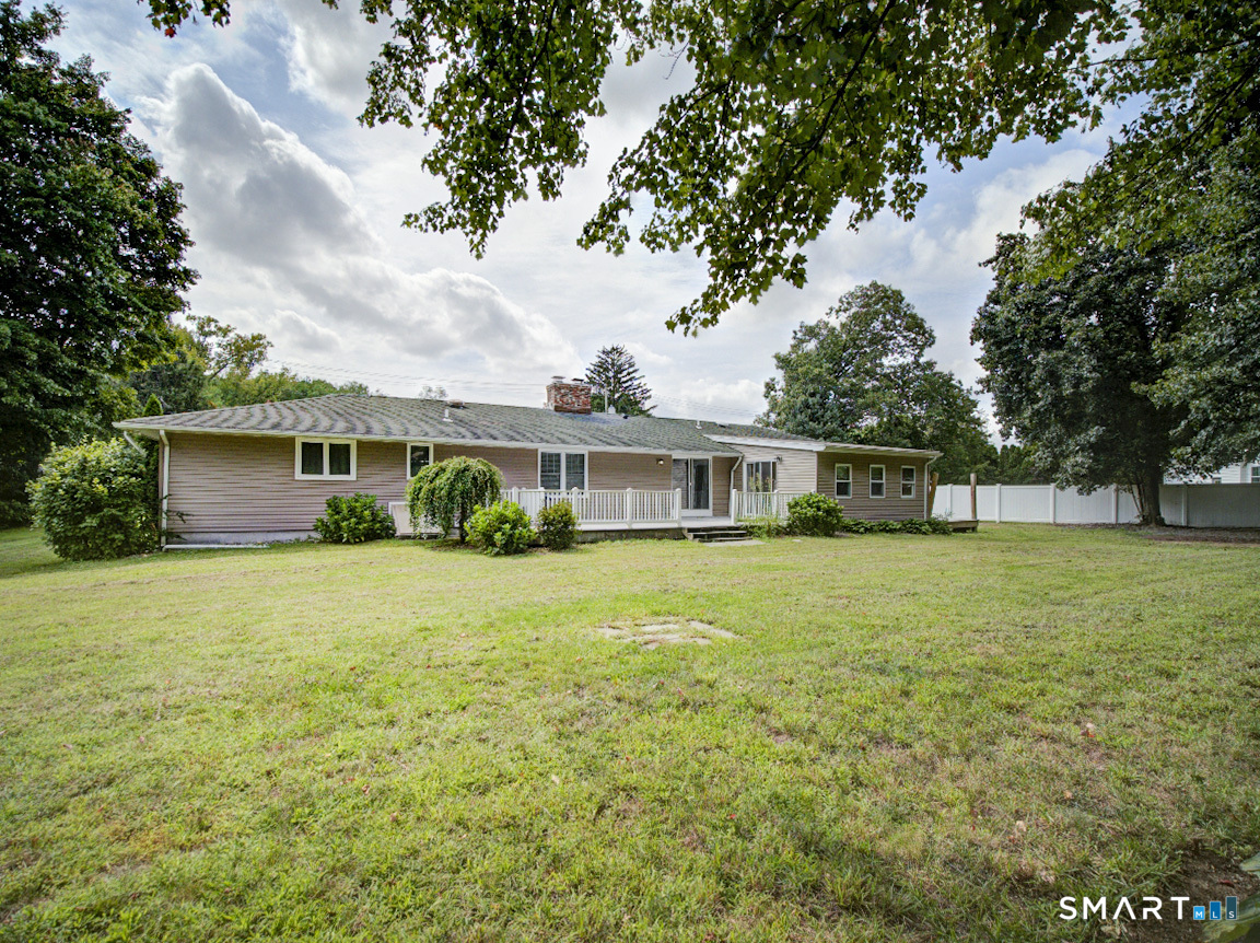 197 Maple Avenue photo 36