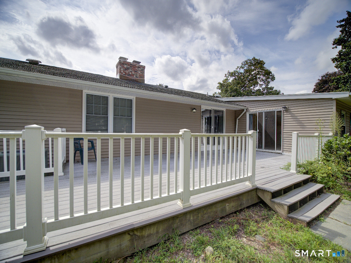 197 Maple Avenue photo 35