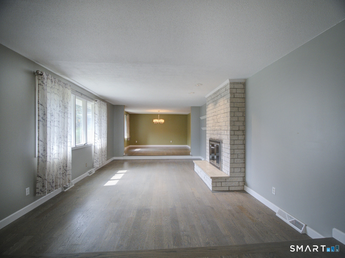 197 Maple Avenue photo 3