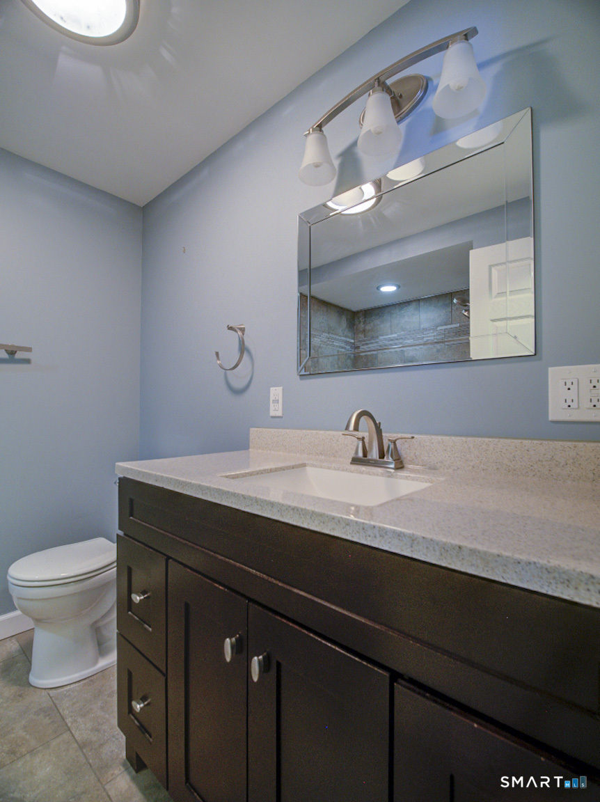197 Maple Avenue photo 9