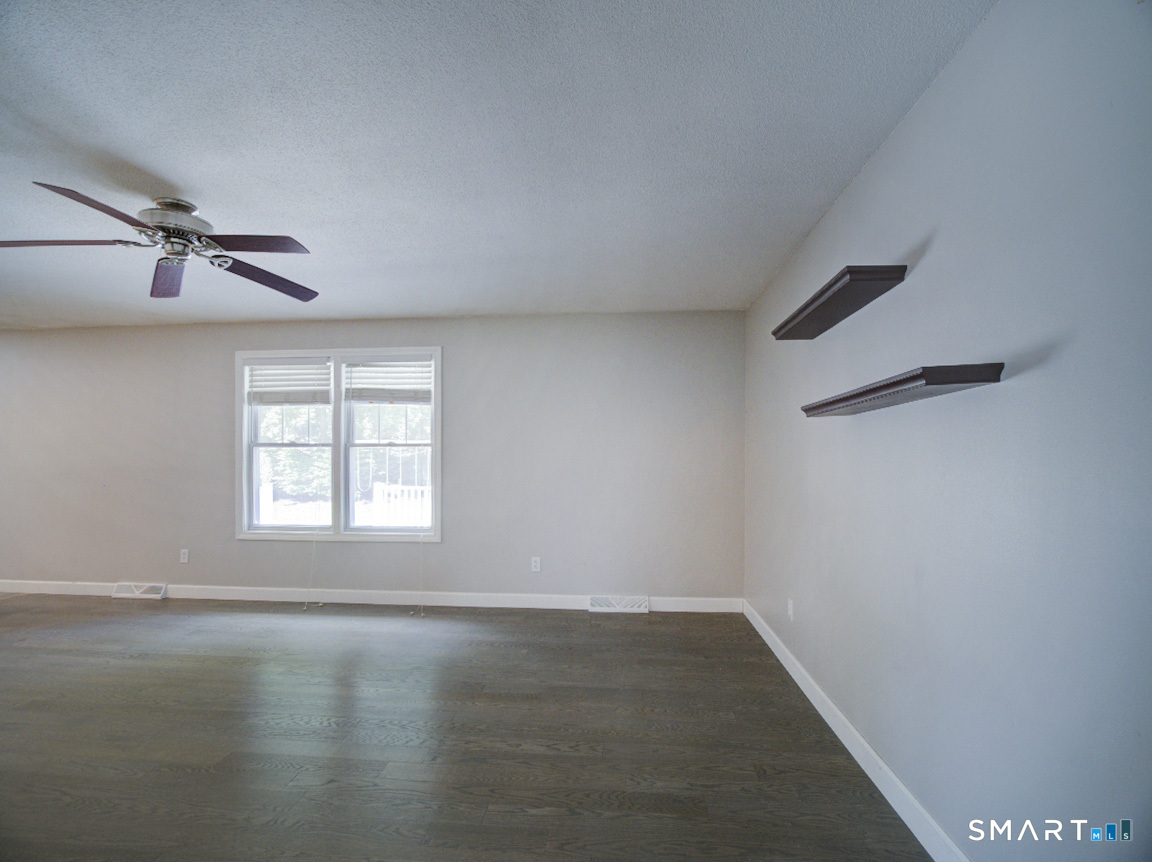 197 Maple Avenue photo 17