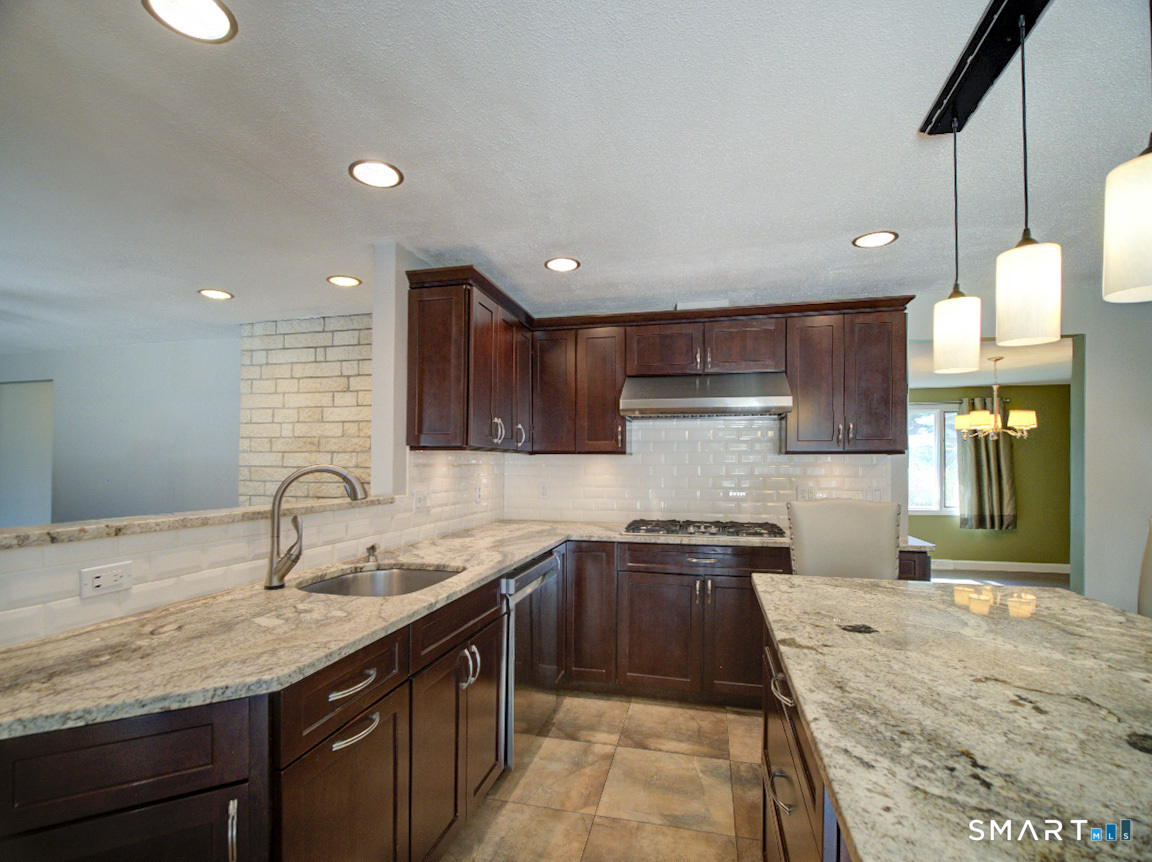 197 Maple Avenue photo 21