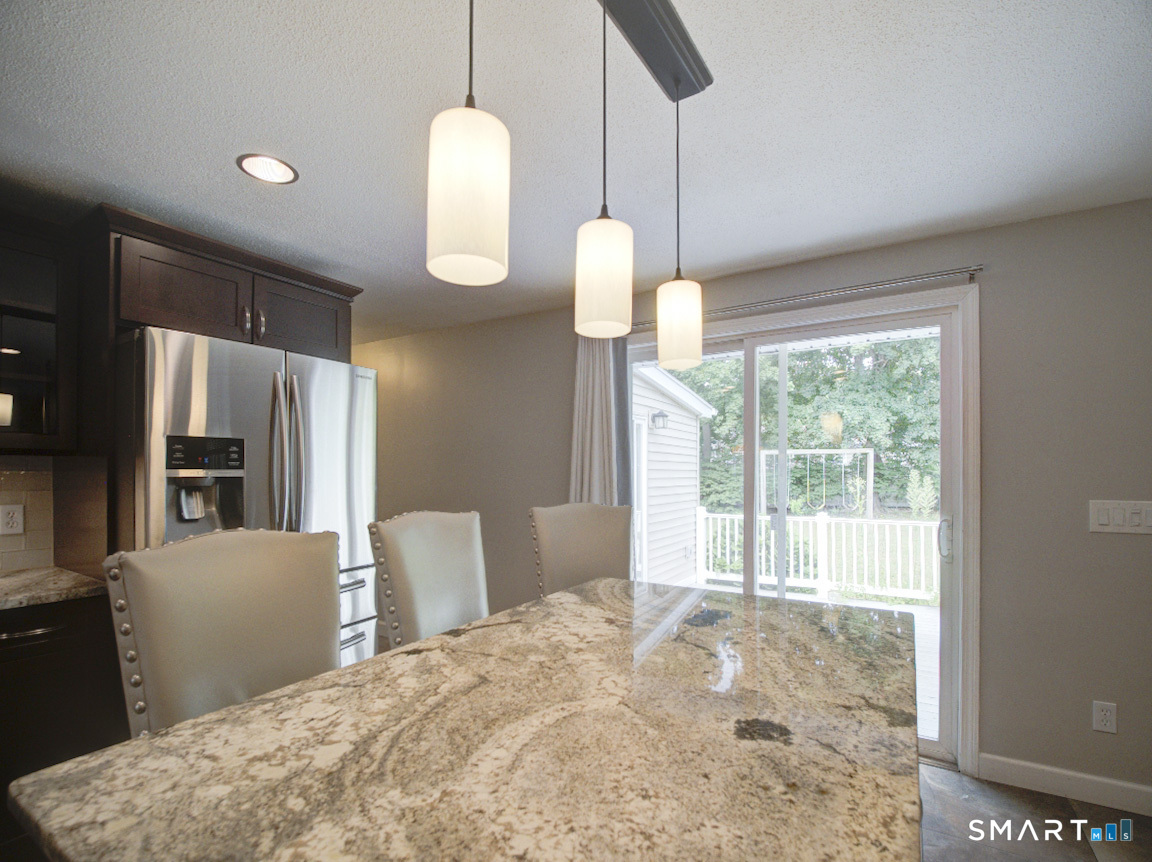 197 Maple Avenue photo 26