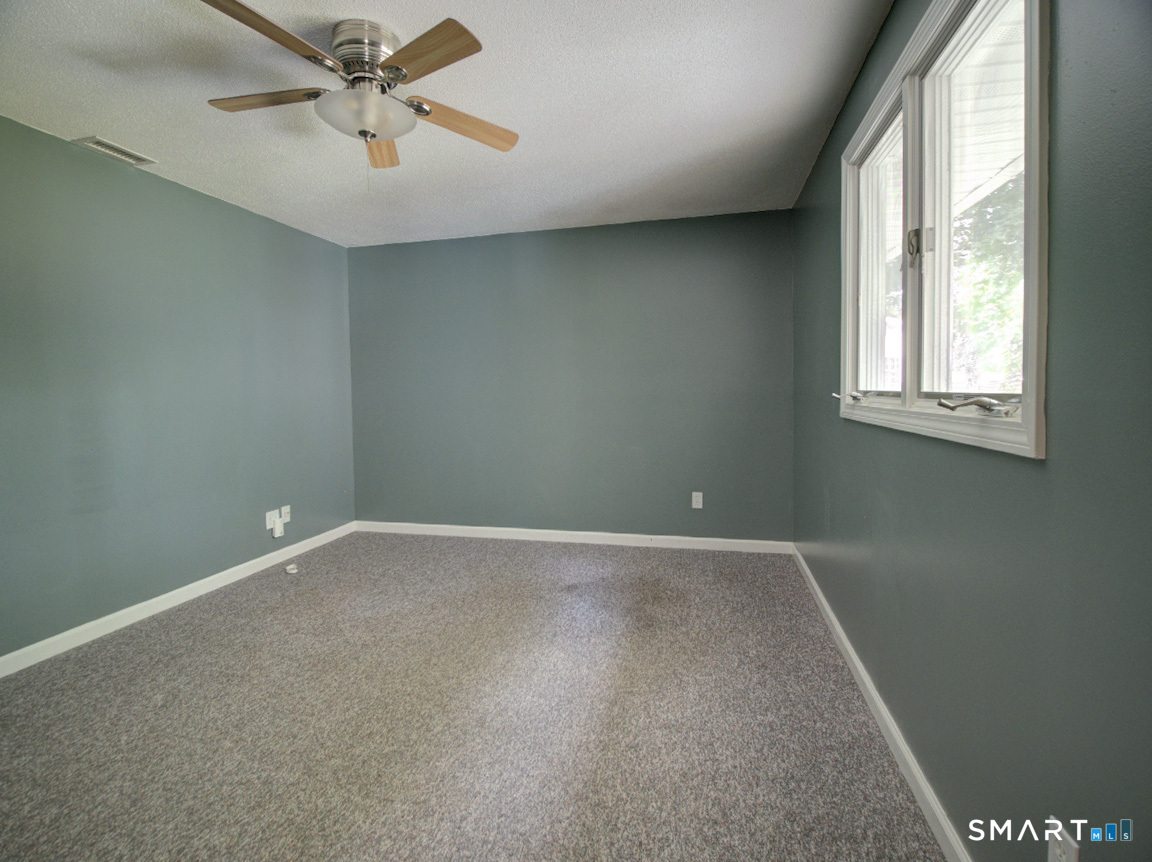 197 Maple Avenue photo 30