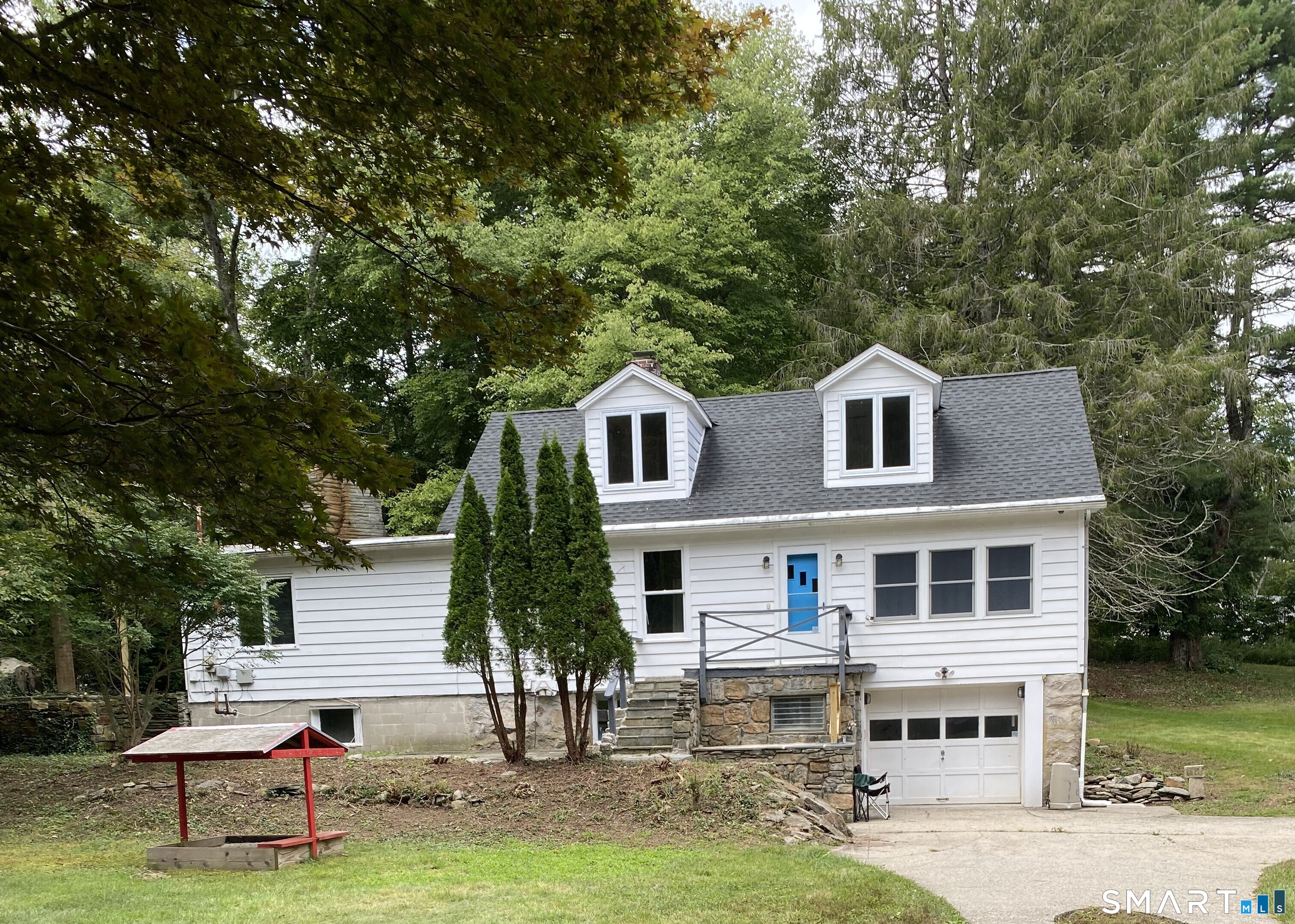 1661 Center Groton Road