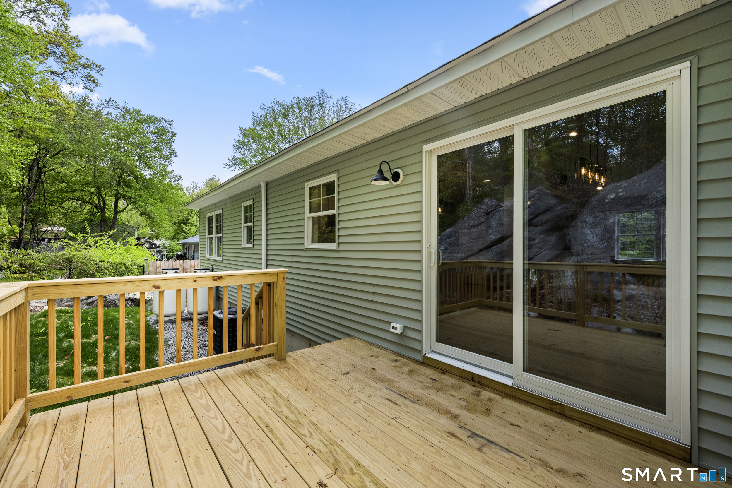217 Buddington Road photo 34