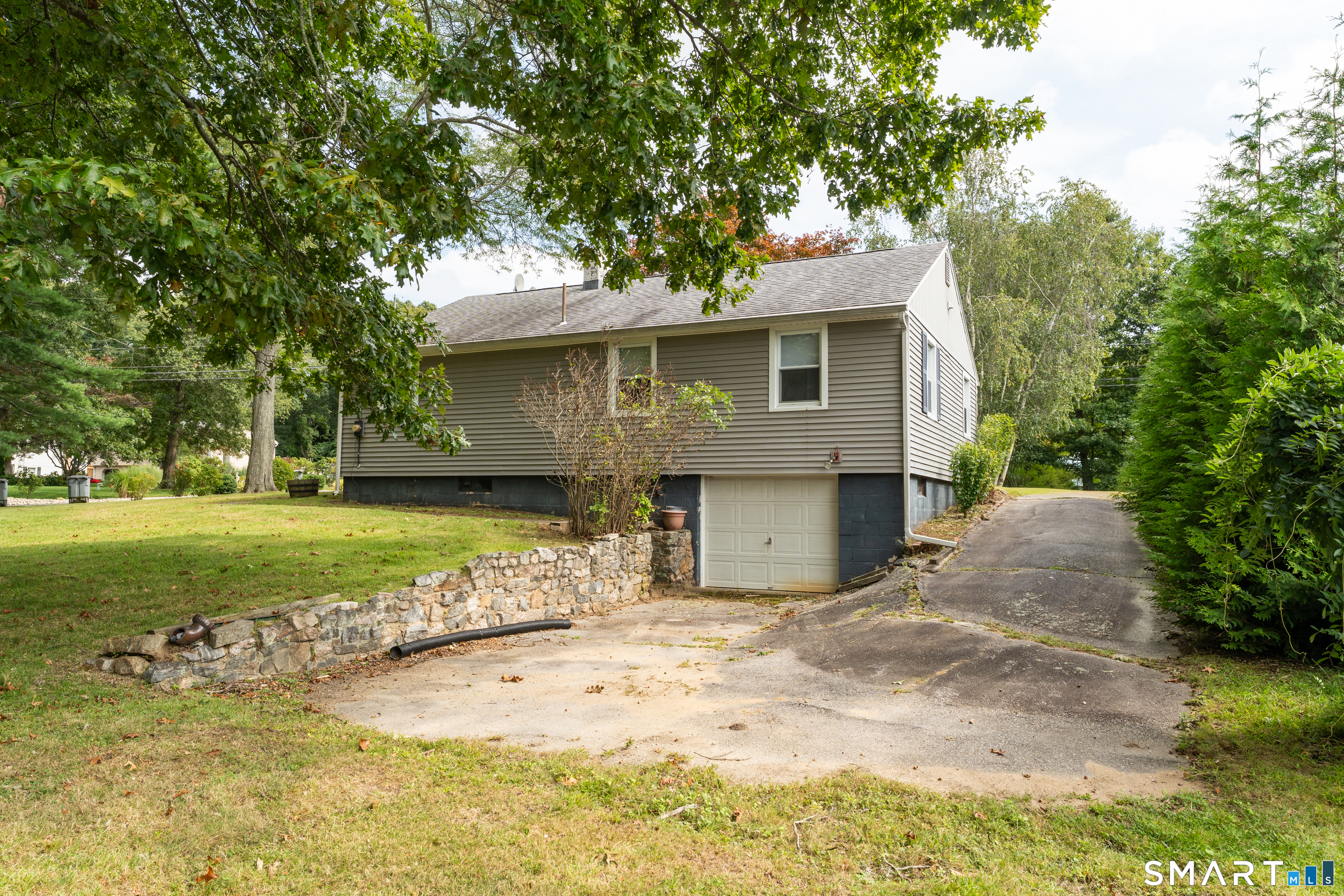 16 Pattagansett Drive photo 7