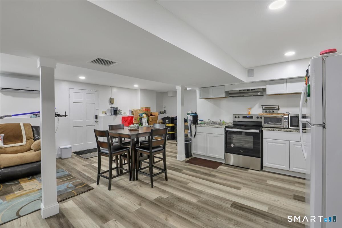 96 Neill Drive photo 25