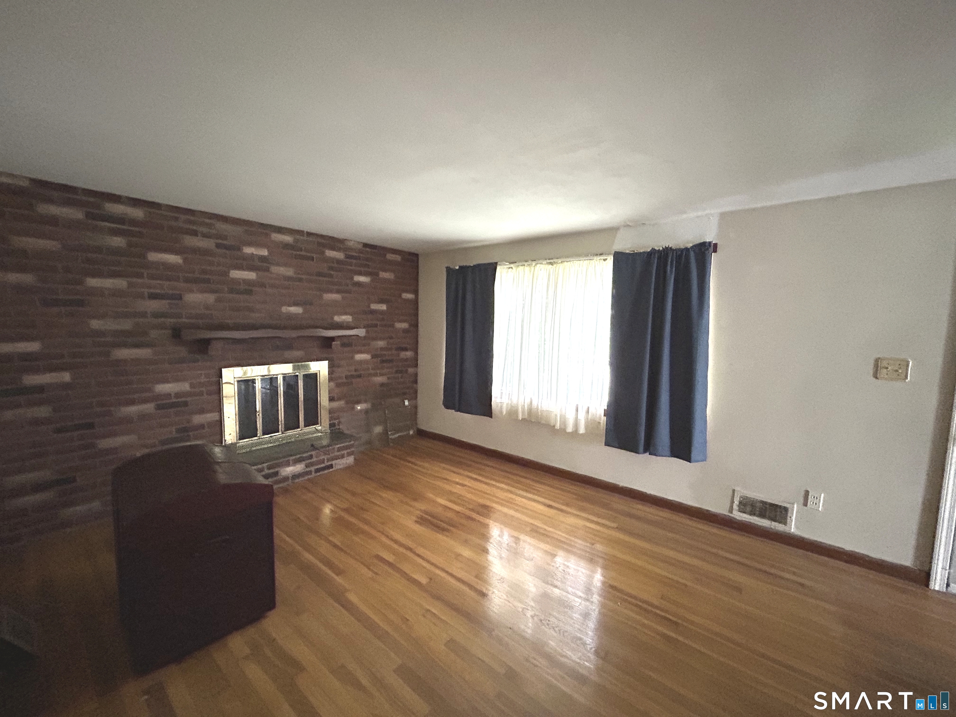 44 Knob Hill Drive photo 3