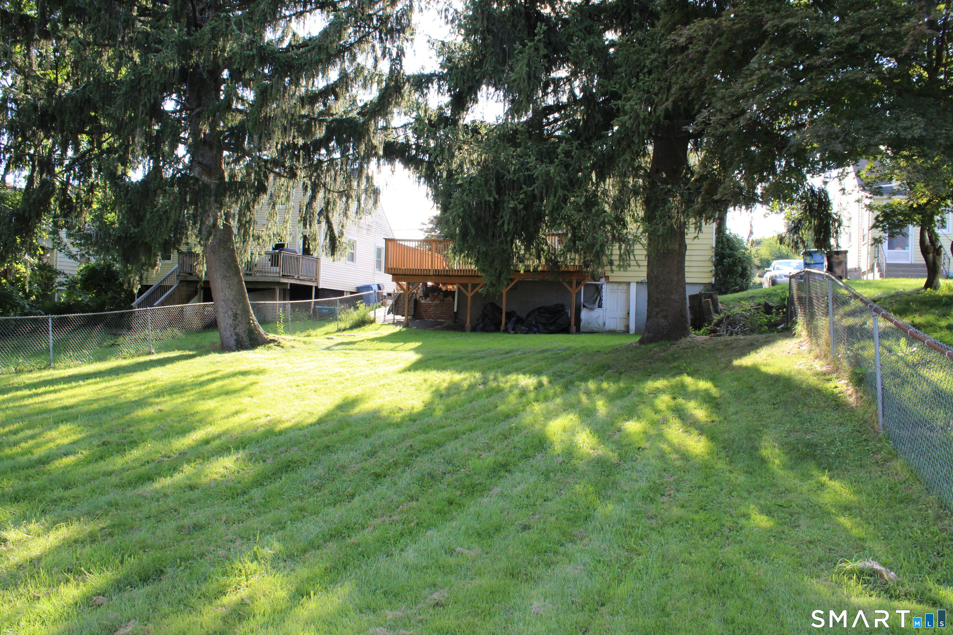 77 McClintock Street photo 21