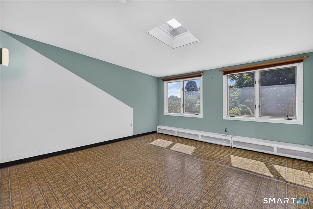 333 Mansfield Road photo 26