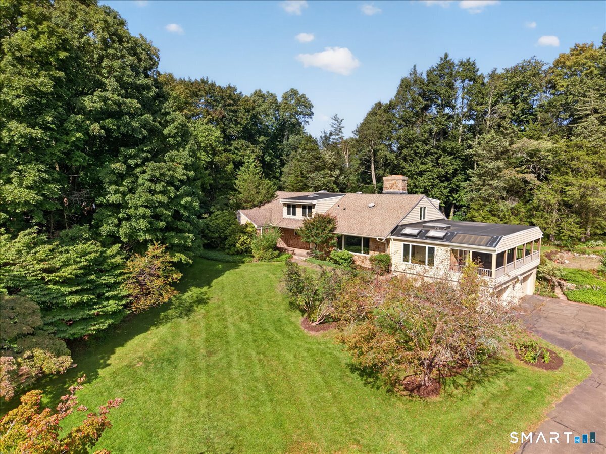 333 Mansfield Road photo 3