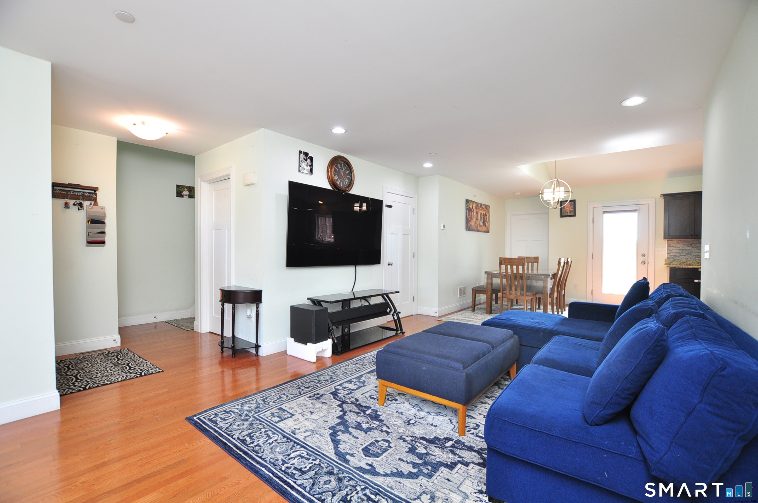 103 Old Village Circle photo 6