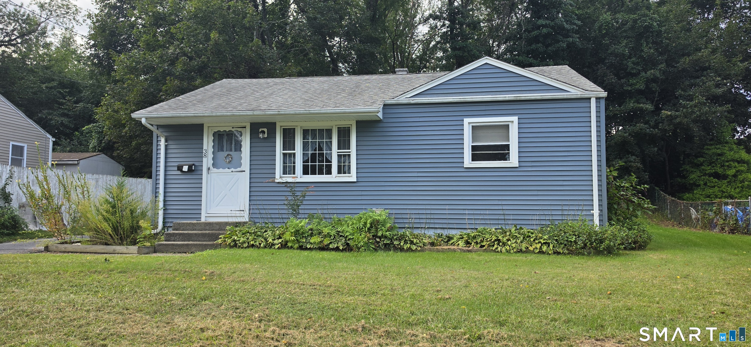 38 Great Plain Road