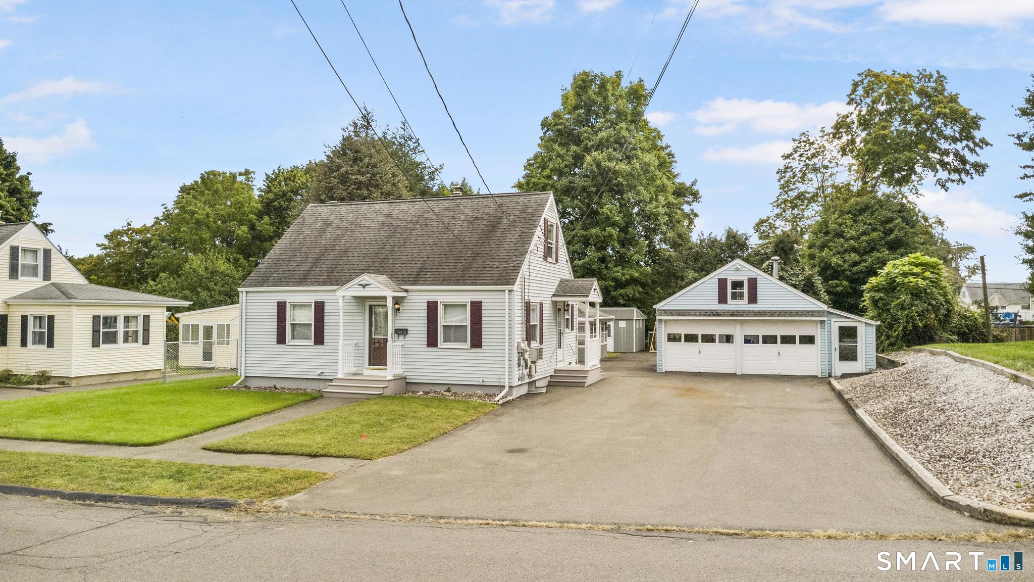 Photo 2 of Single family home for sale at 36 Surrey Ln, Southington, CT 06489 | MLS# 24208443 | Listing updated on 2026-09-19