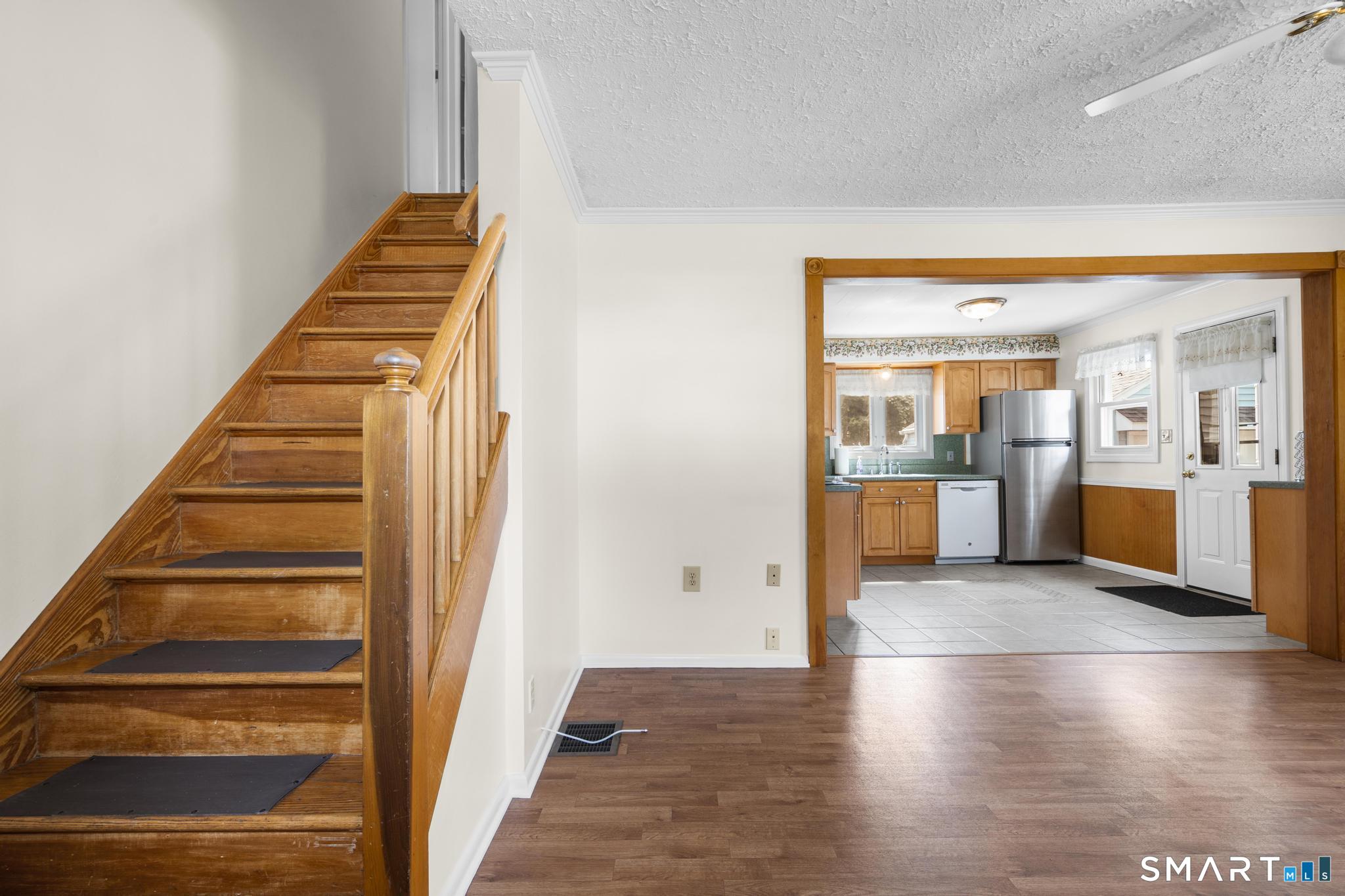 36 Surrey Lane photo 11