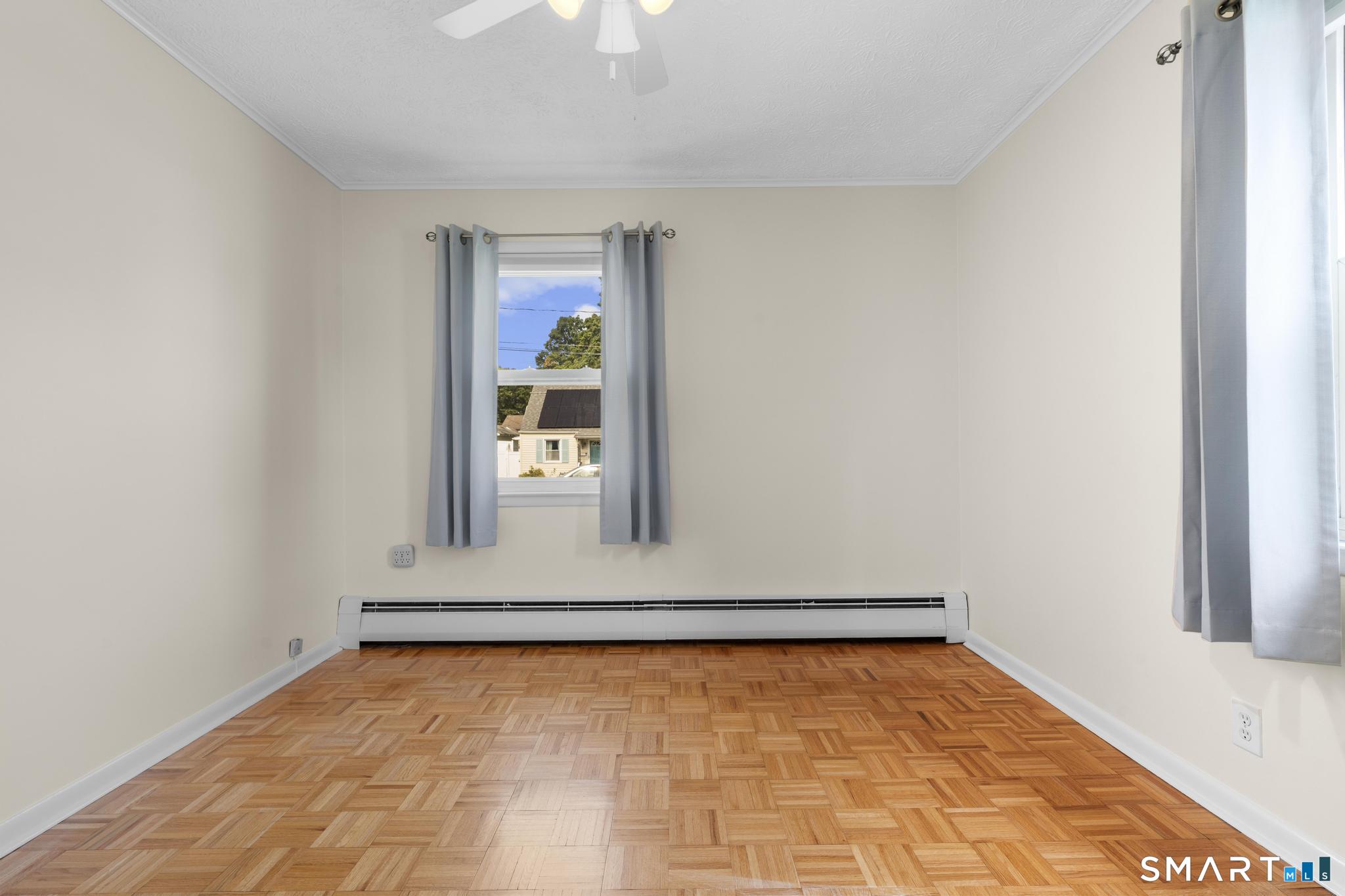 36 Surrey Lane photo 13
