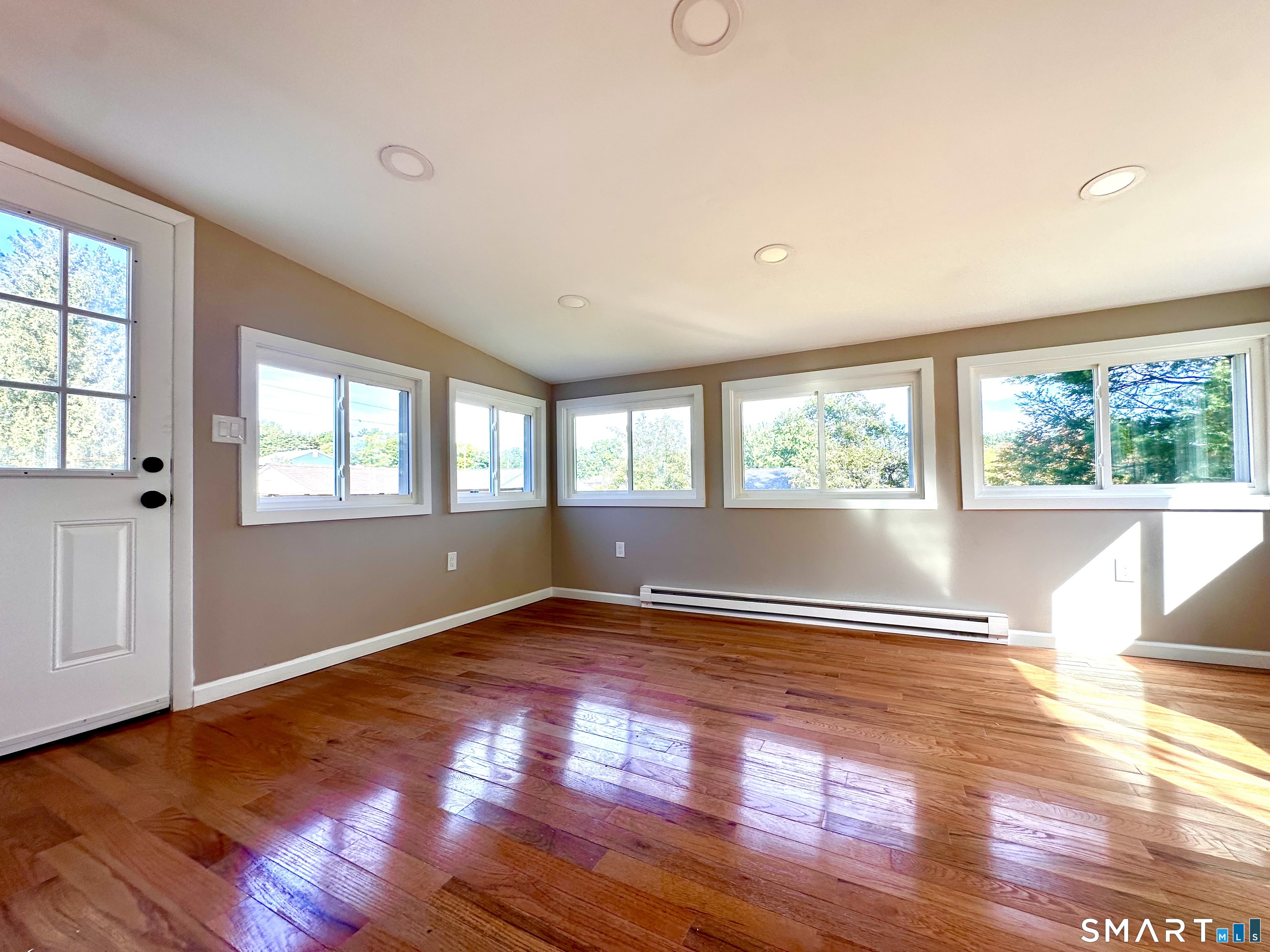 305 Prospect Street photo 13