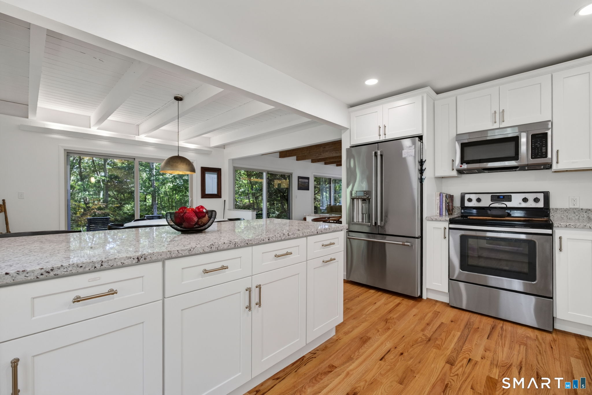 9 Mansewood Road, Old Lyme, CT 06371