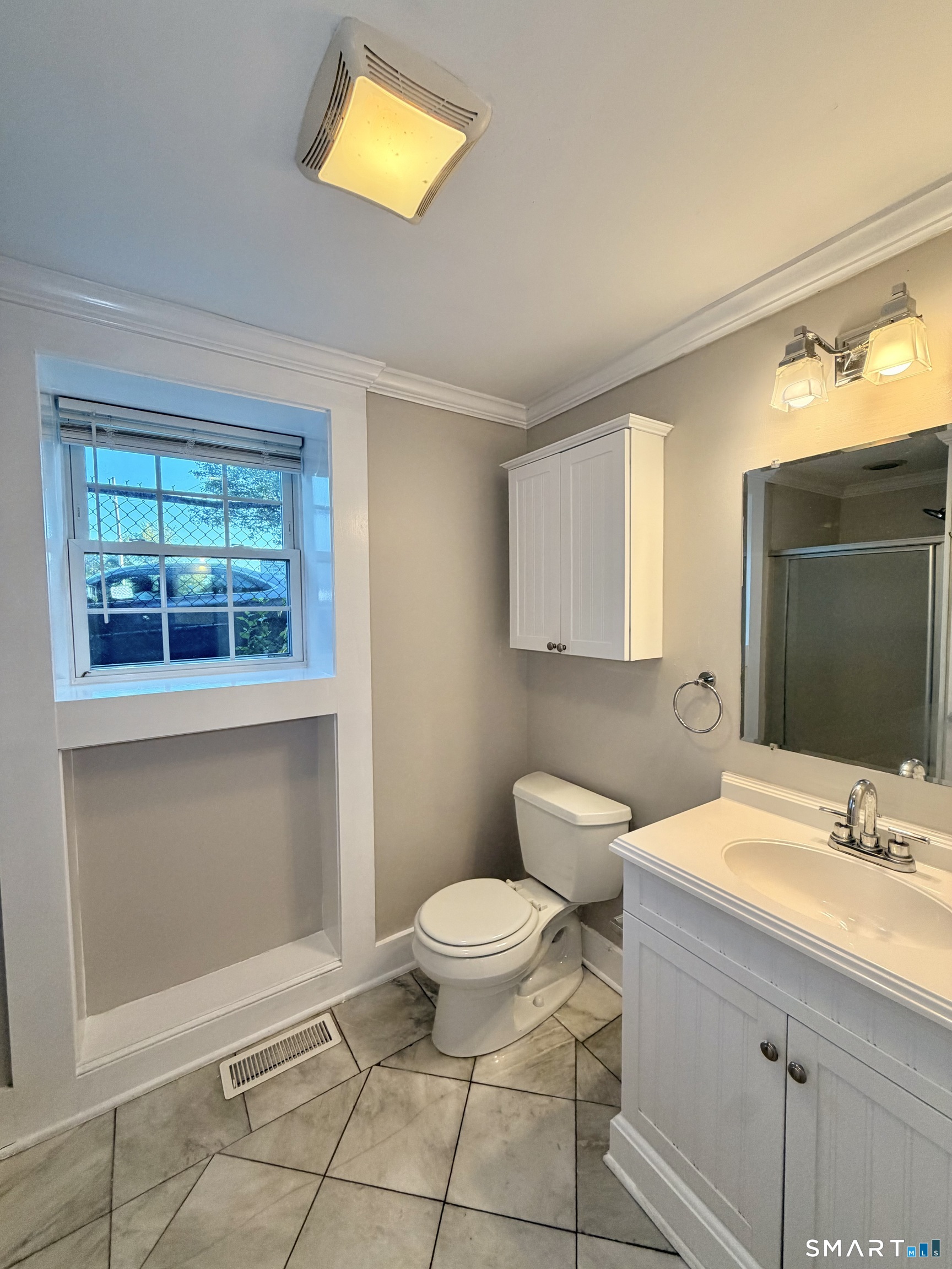 42 Warren Street photo 3