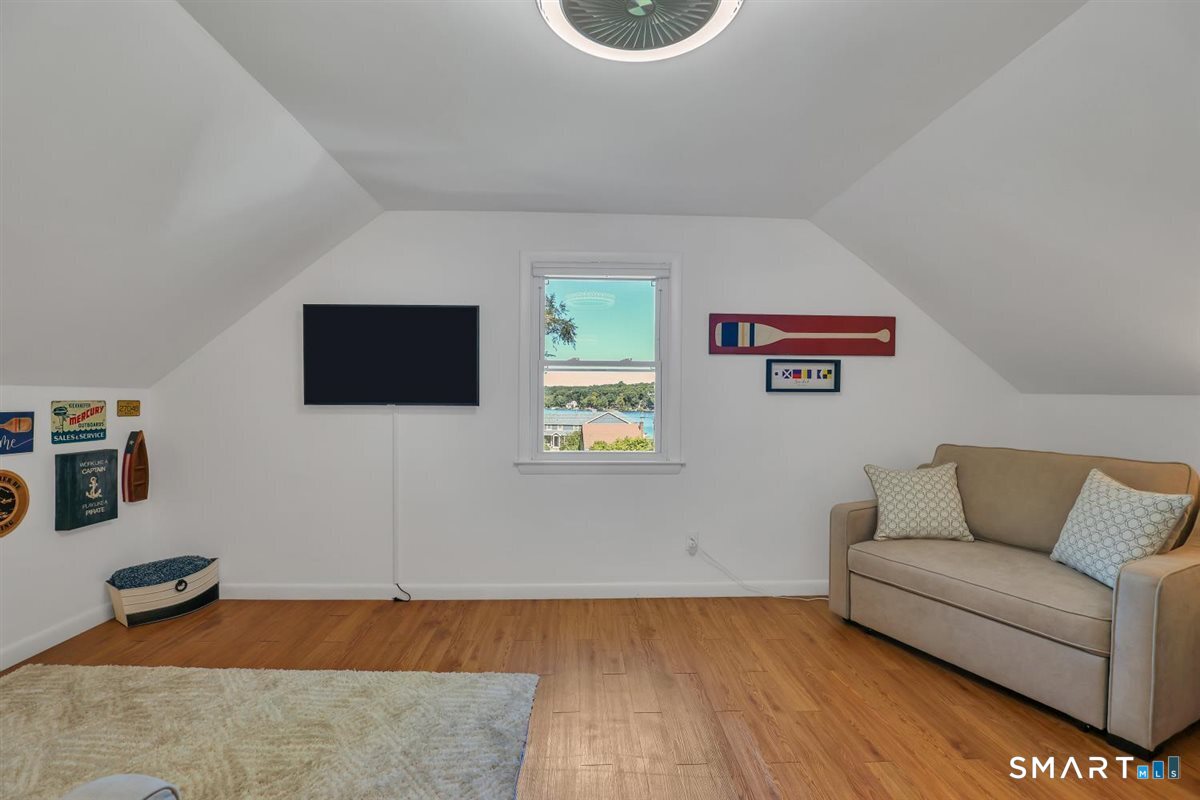 47 Beech Tree Avenue photo 25