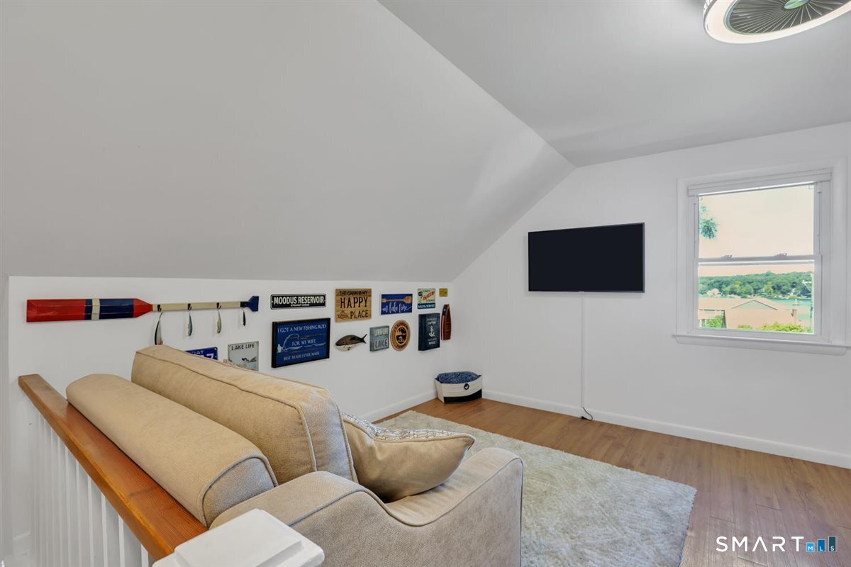 47 Beech Tree Avenue photo 26