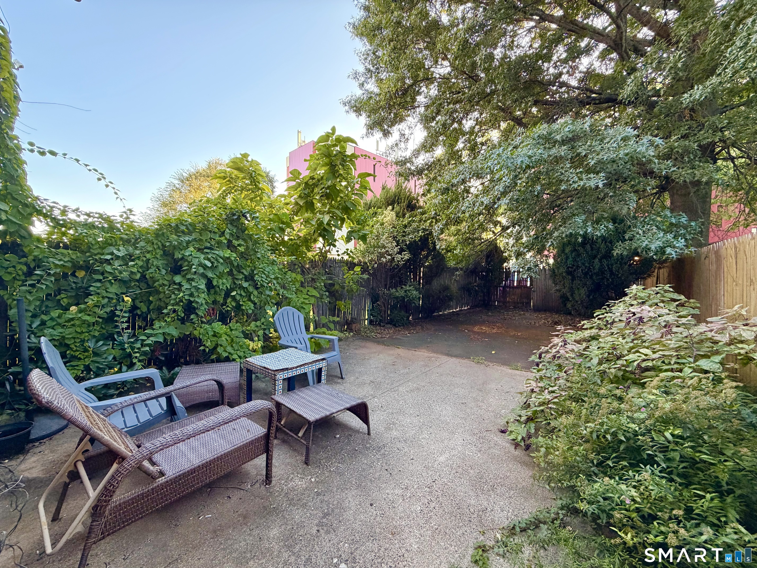 46 Warren Street photo 9