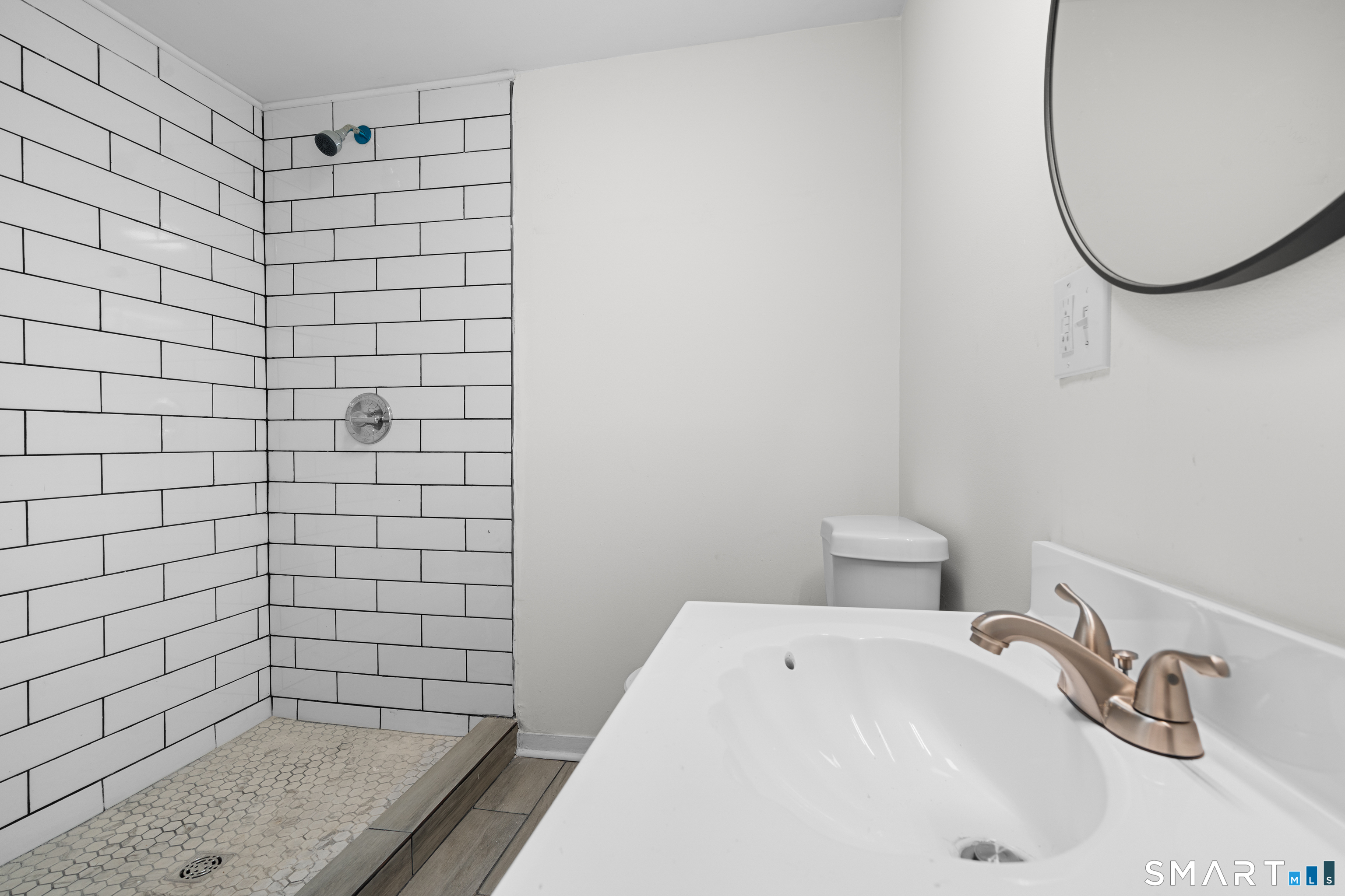 135 New Harwinton Road photo 26