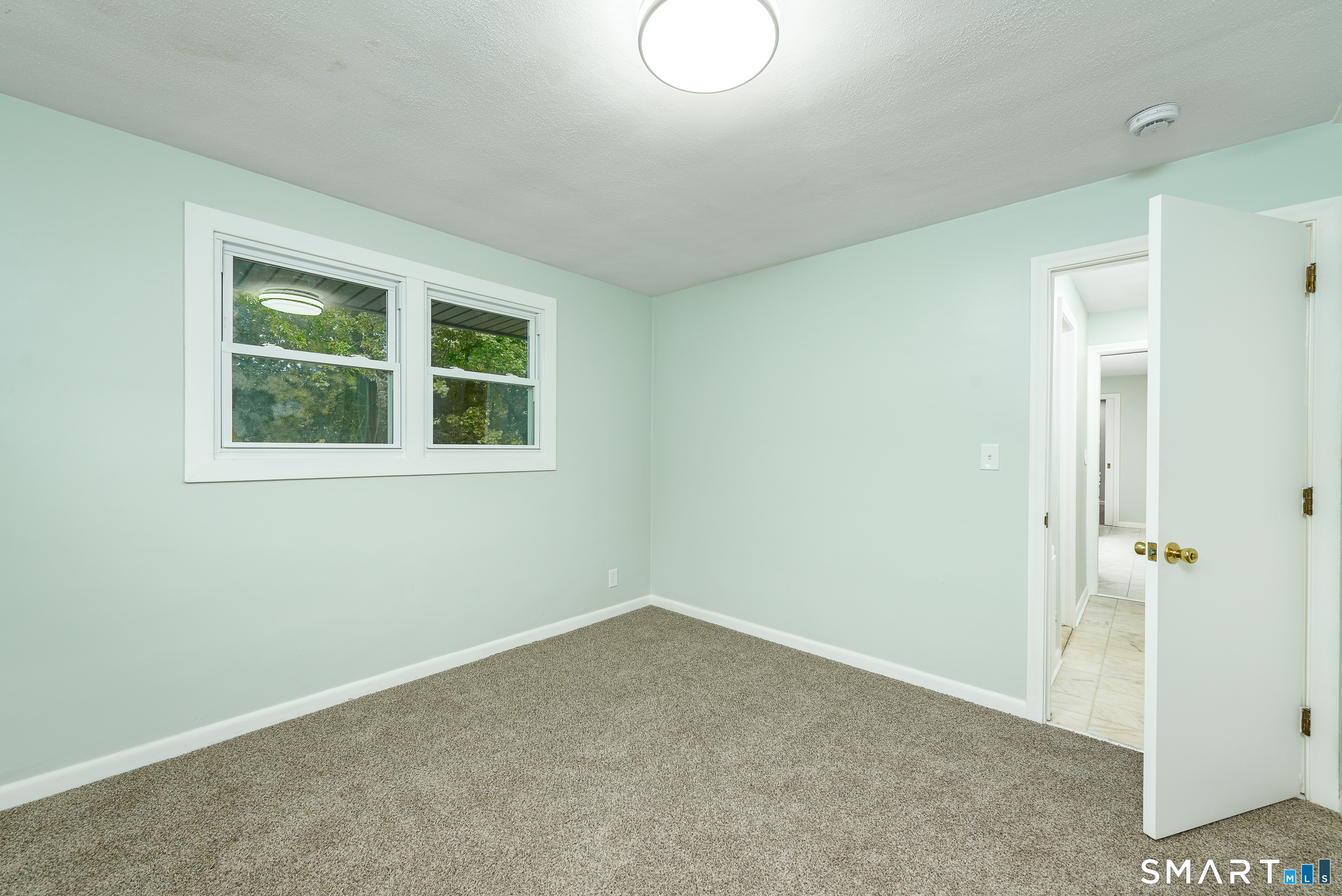 8 Lincoln Avenue photo 21
