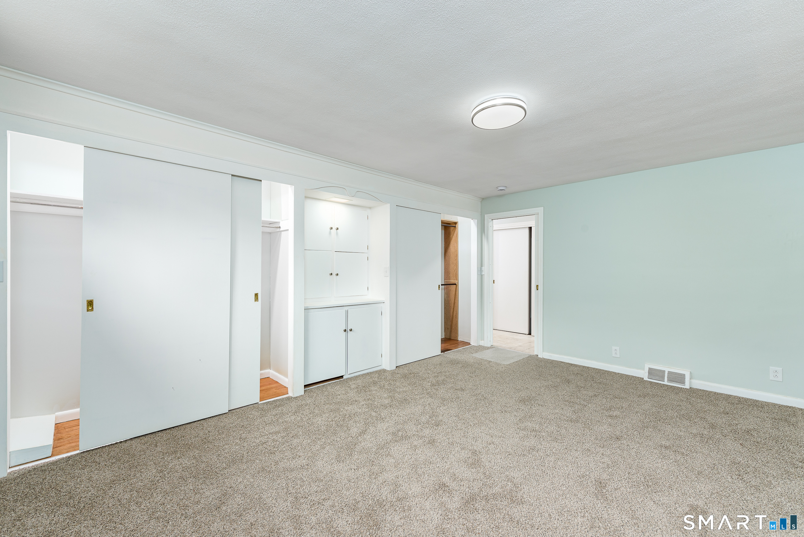8 Lincoln Avenue photo 22
