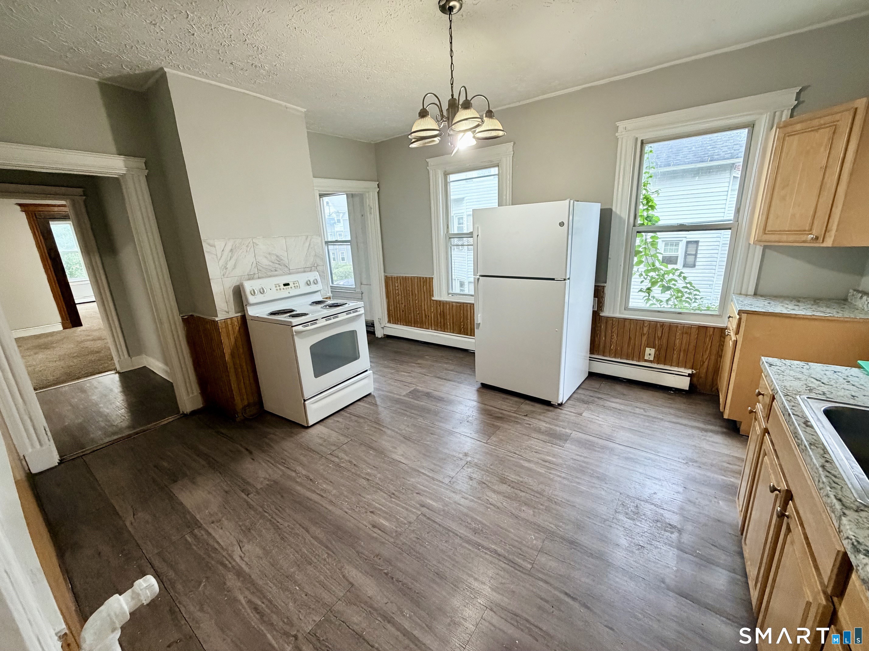 157 Adelaide Street Unit #2 photo 8