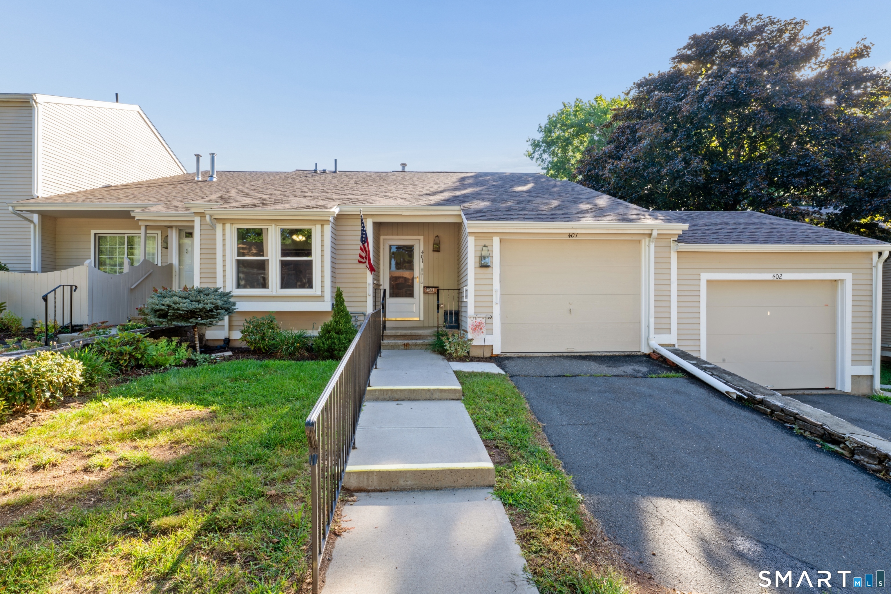 401 Lakeview Drive Unit #401
