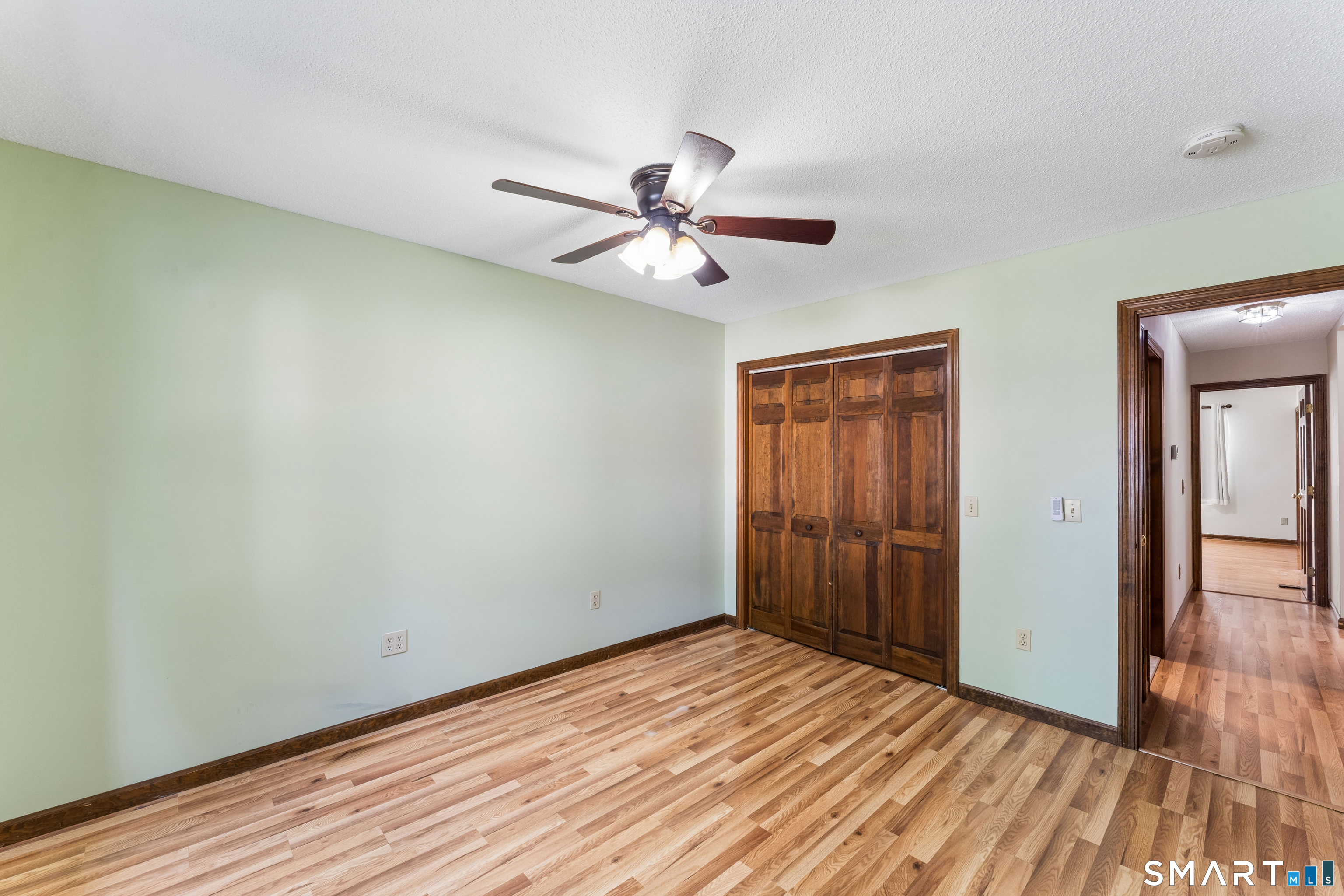 401 Lakeview Drive Unit #401 photo 19