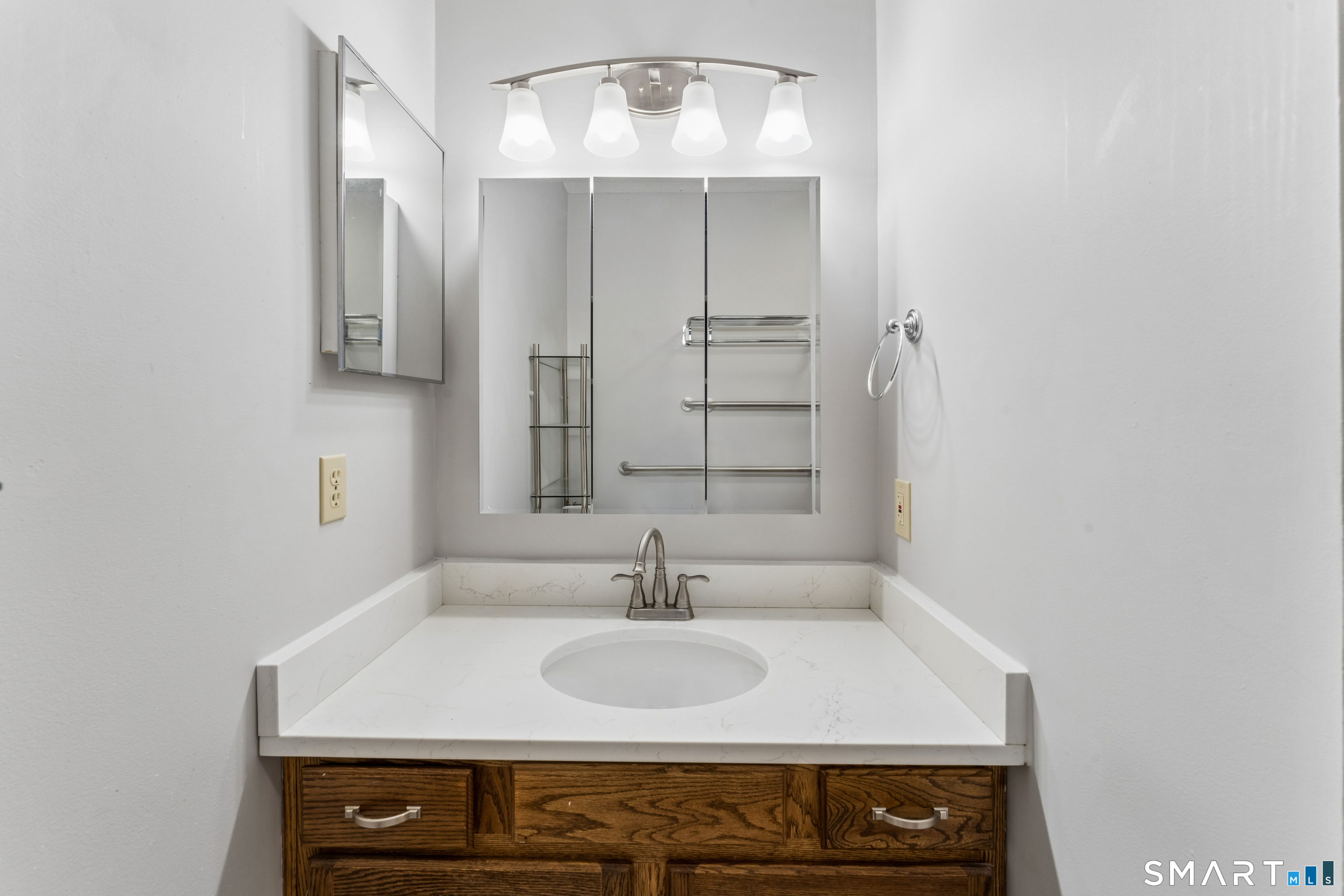 401 Lakeview Drive Unit #401 photo 31
