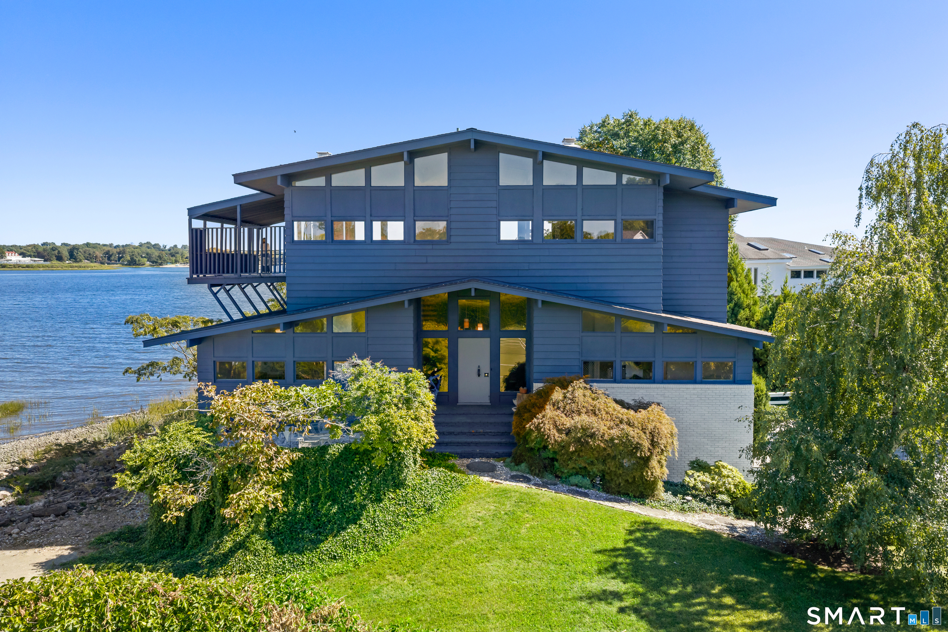1 Driftwood Point Road, Westport, Connecticut photo 2