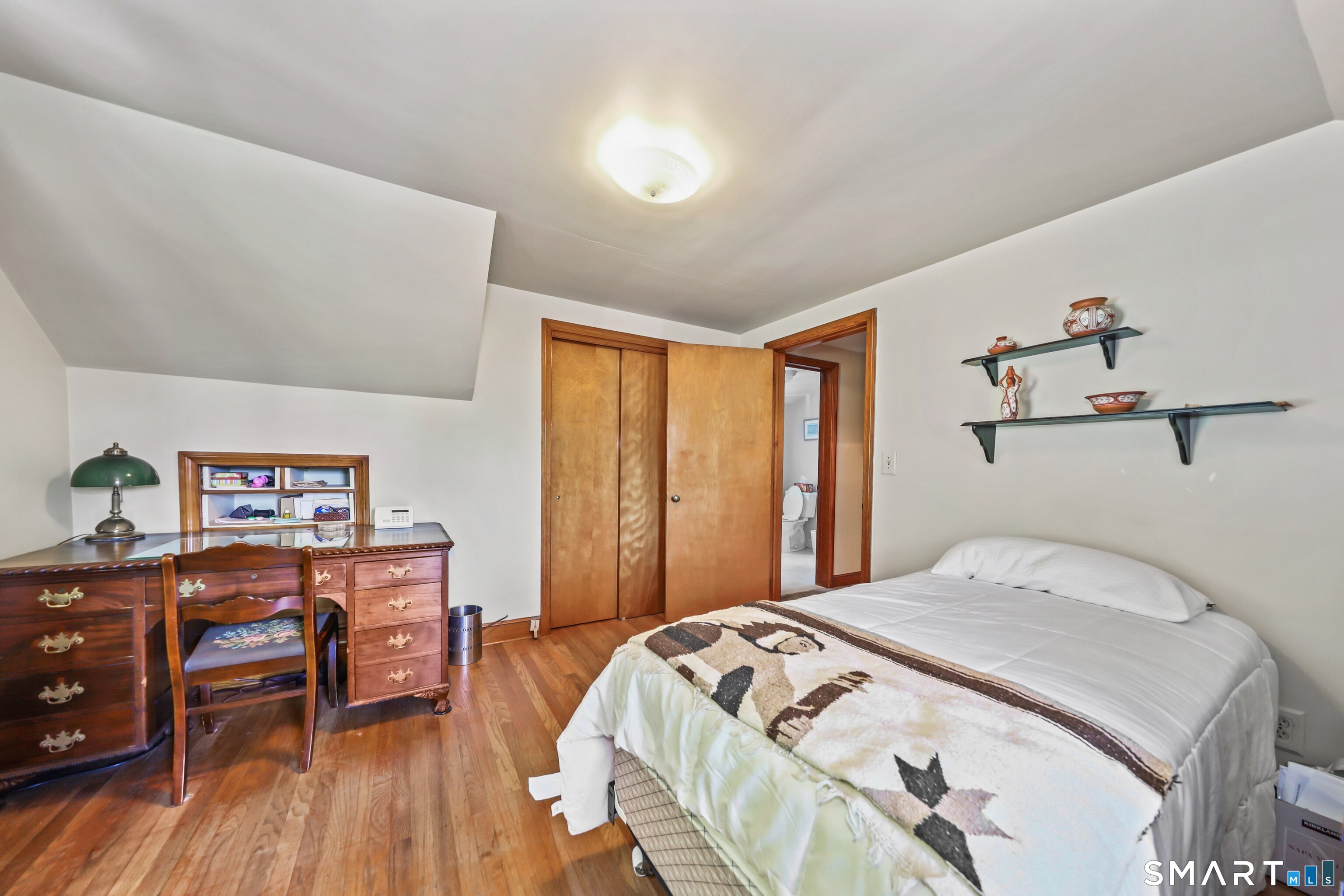 24 Bracewood Road photo 22