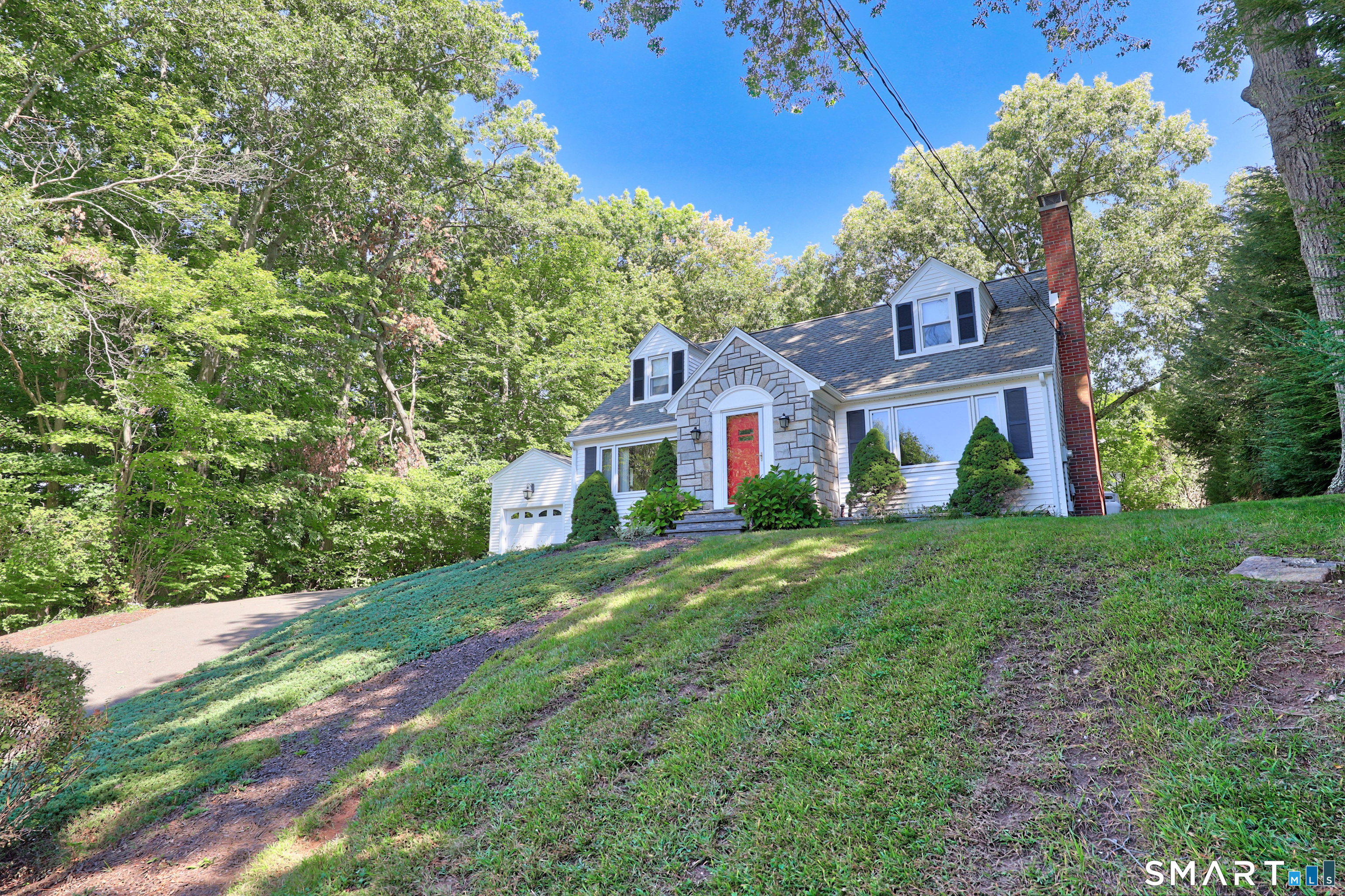 24 Bracewood Road