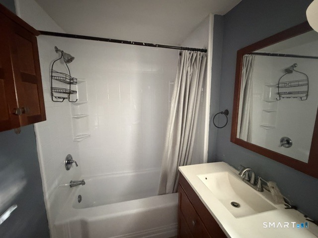 360 Atwood Avenue photo 10
