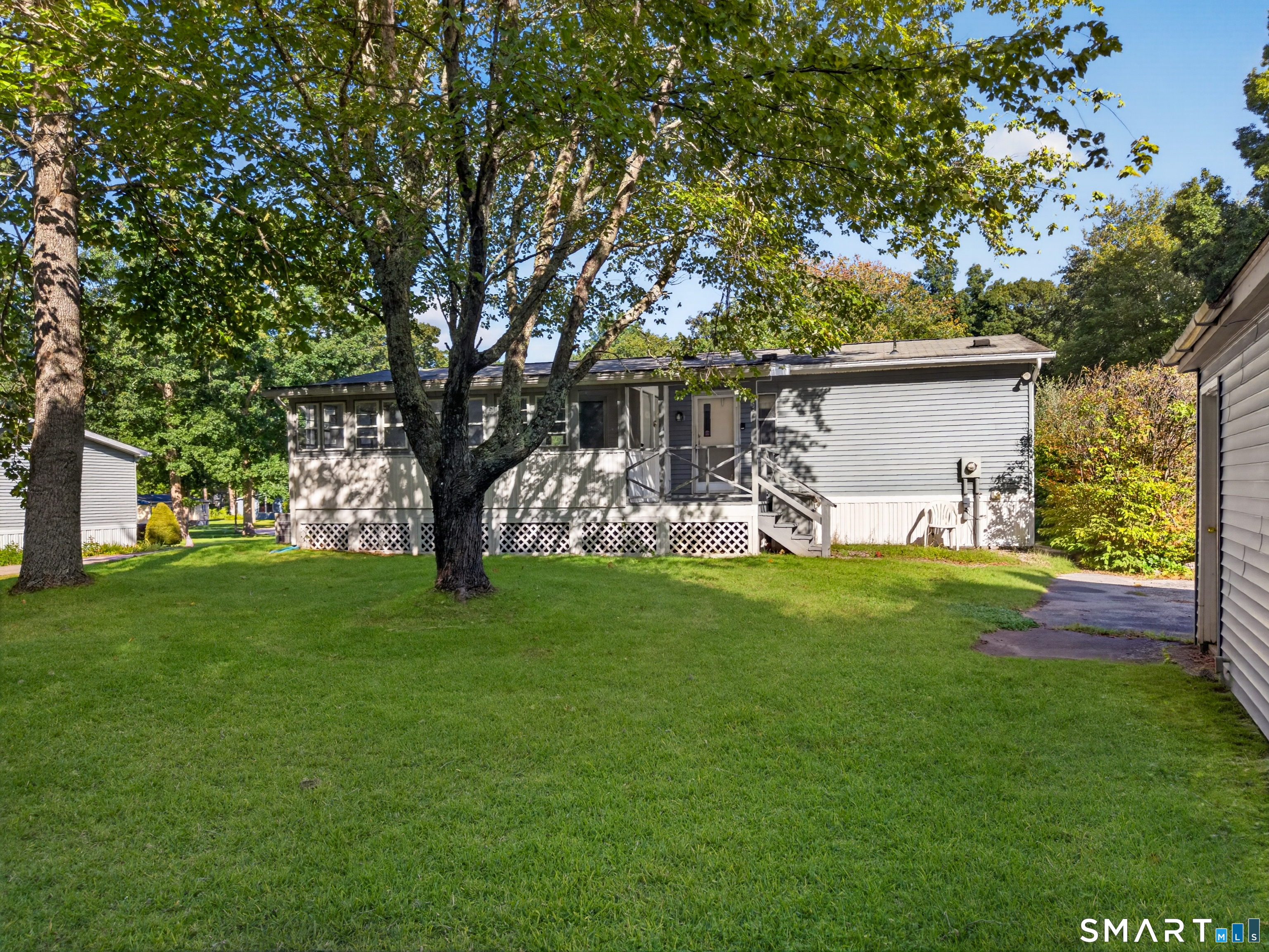 60 Colchester Commons photo 38